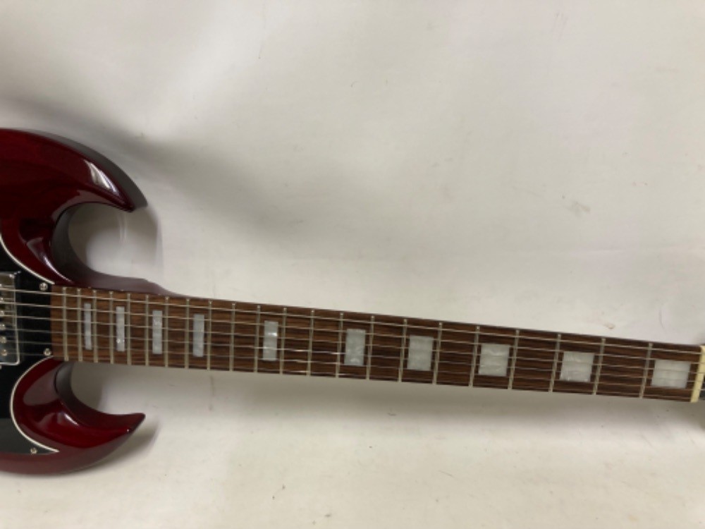 DILLION BIG G ELECTRIC GUITAR WITH SOFT CASE