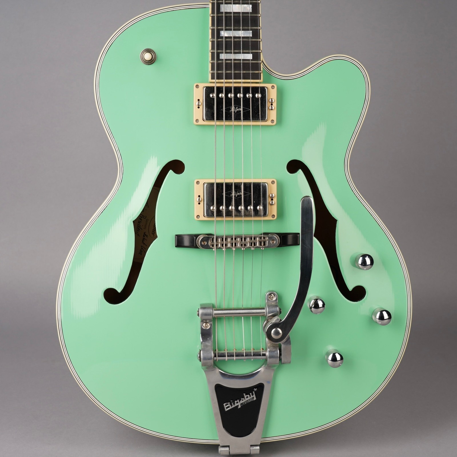 Hofner Thin President E2 – 2009 – Germany – Surf Green w/OHSC