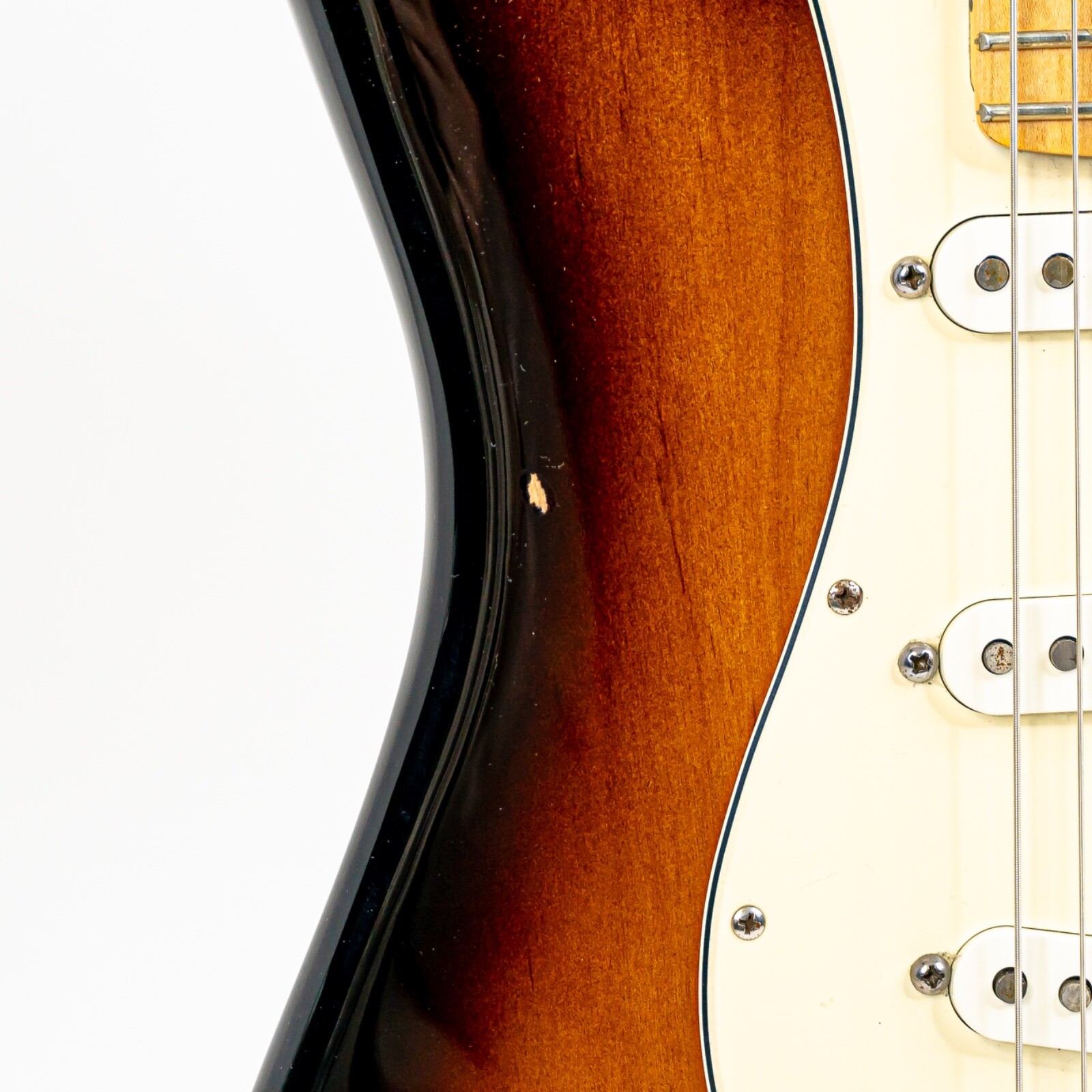 ’09 Fender Stratocaster Std. 2-Tone Sunburst w/ Maple Fretboard, Fender Gigbag