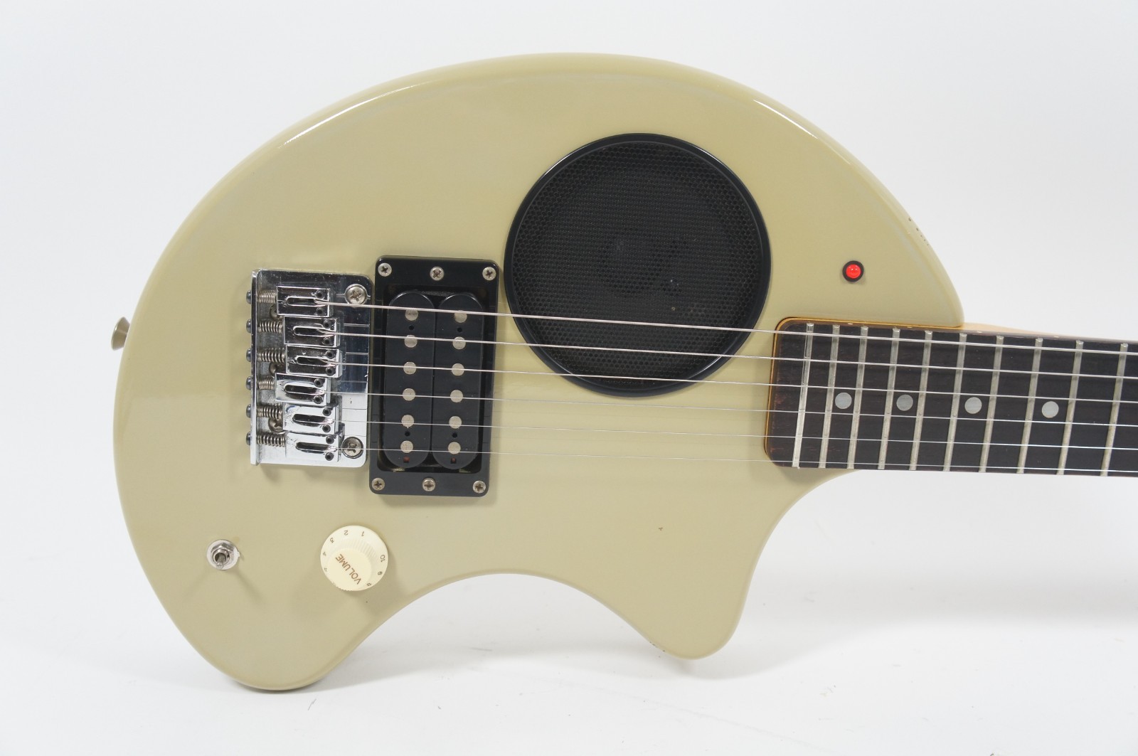 Fernandes ZO-3 NOMAD Ivory Built-in Amp travel guitar Worldwide Shipment
