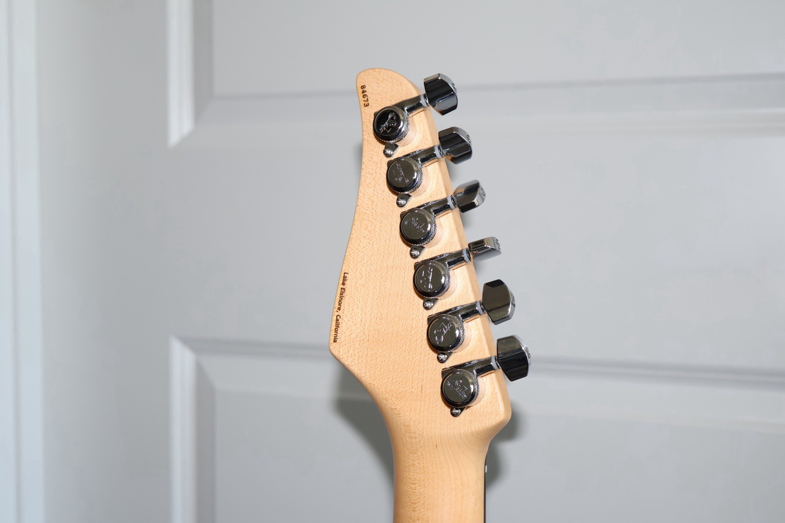 Suhr Classic S Plus HSS 2024 in Pewter Metallic