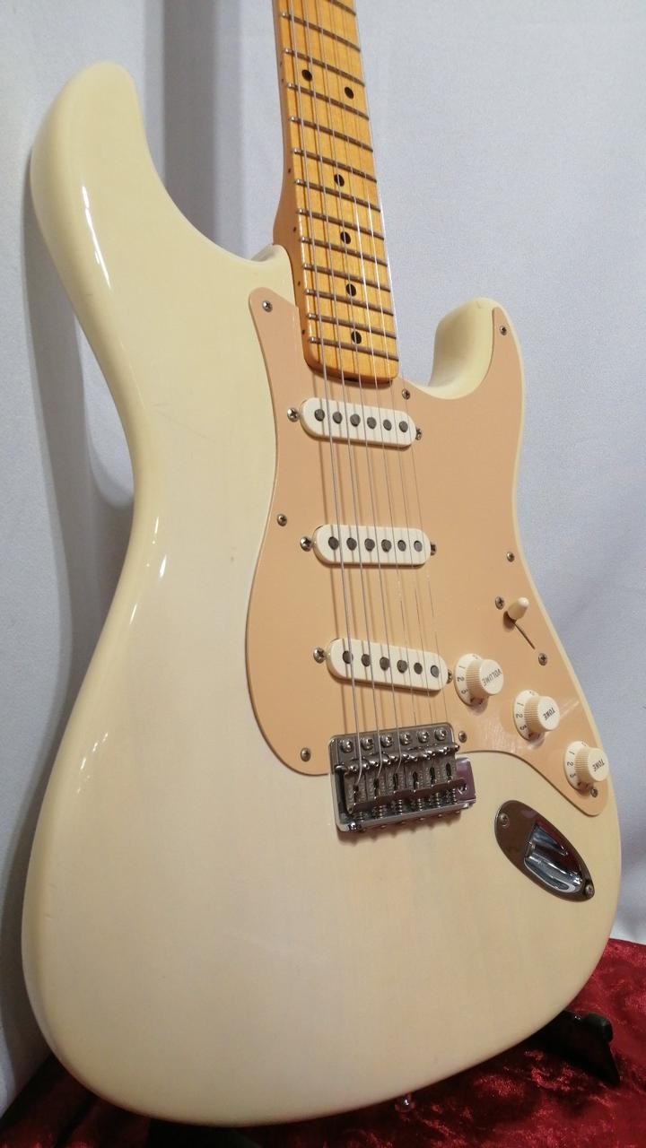 FENDER USA / ERIC JOHNSON STRATOCASTER 2CS (NO2511221)