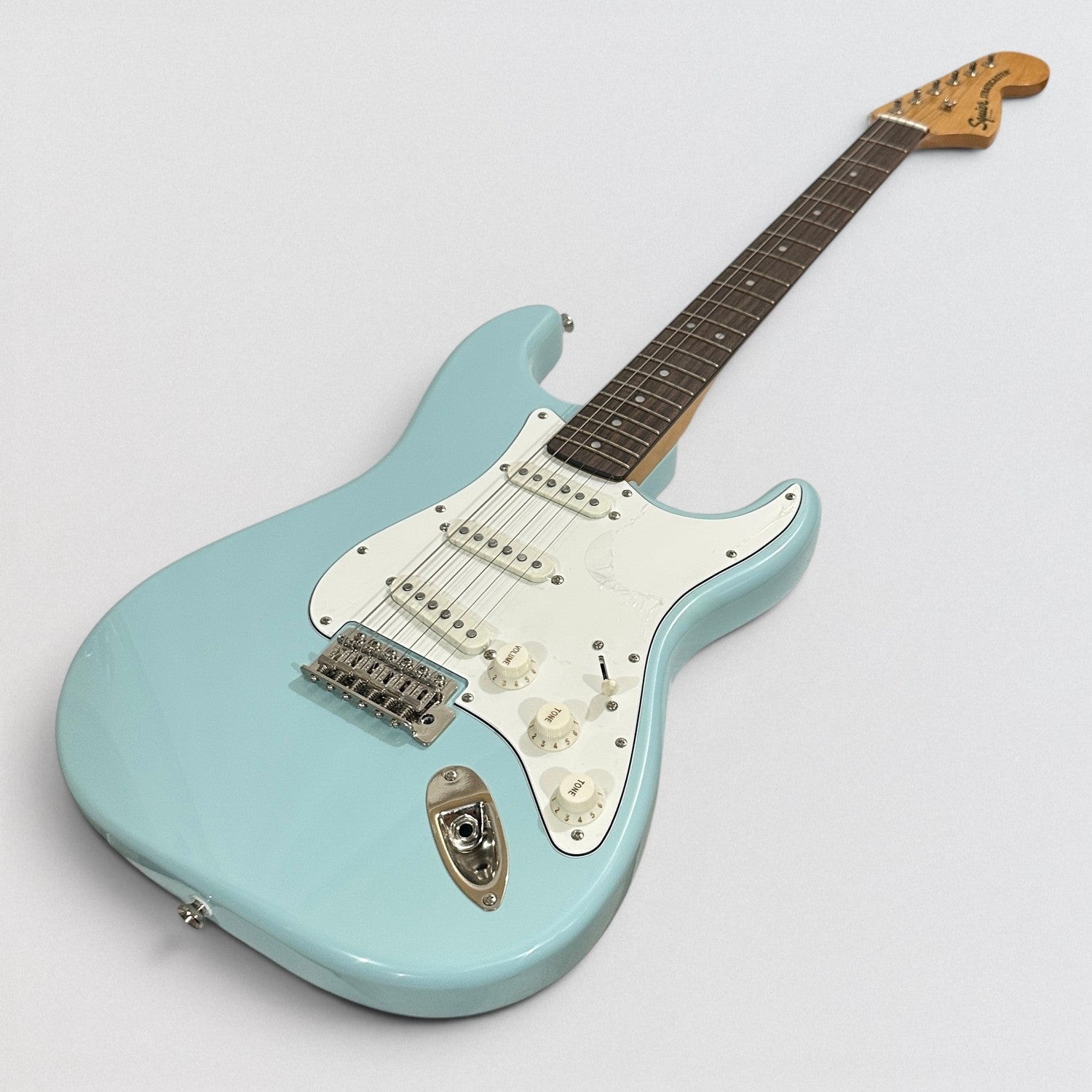 Fender Squier FSR Classic Vibe ’70s Stratocaster Electric Guitar – Sonic Blue