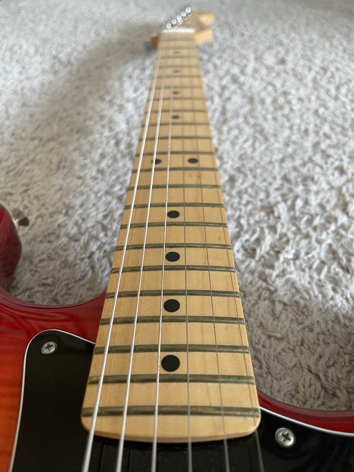 Fender Player Stratocaster HSS Plus Top 2019 MIM Cherry Burst Maple Neck Guitar