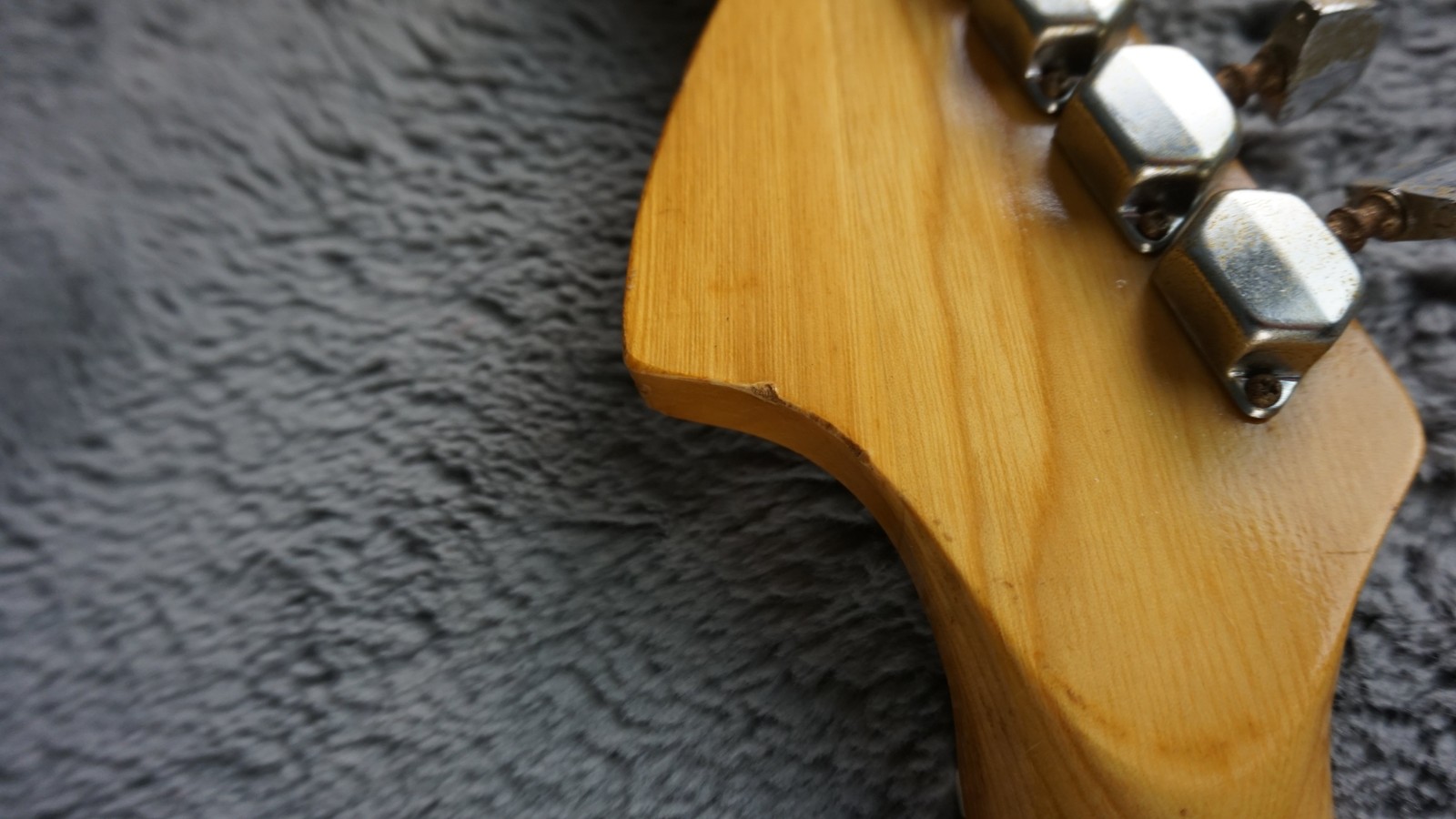 Holly Splendor Series S-Style – Tobacco Burst Tomson MIJ