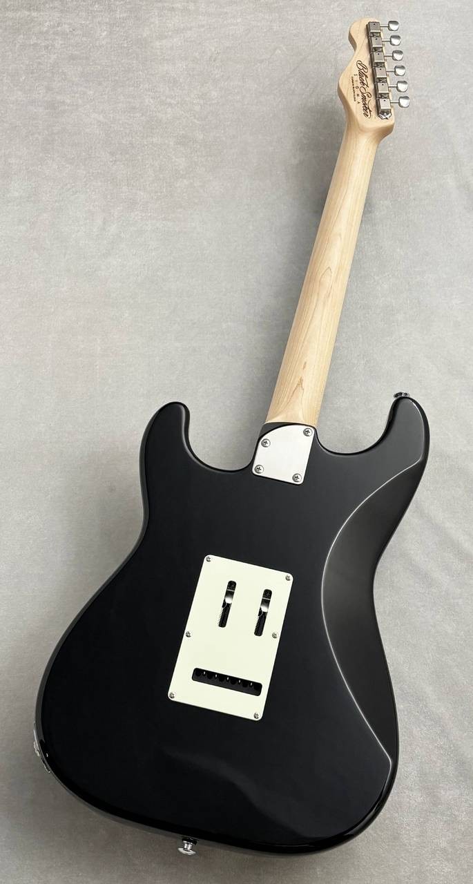 Black Sigma SSH Smoker Guitar Model #25J05 3.4kg Used