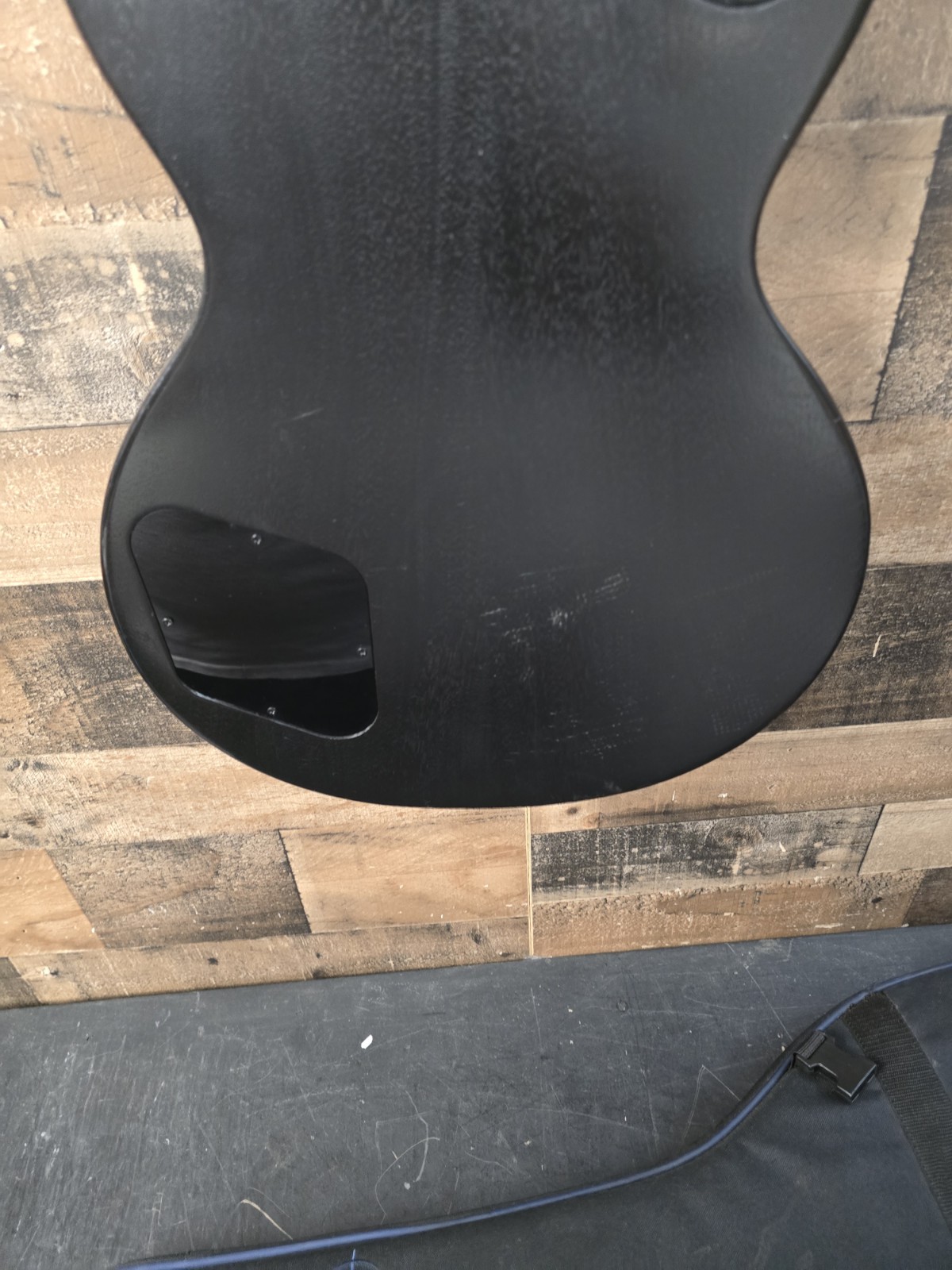 2021 Gibson Les Paul Special – Satin U.S.A. W/ Bag. 8.3 Lb