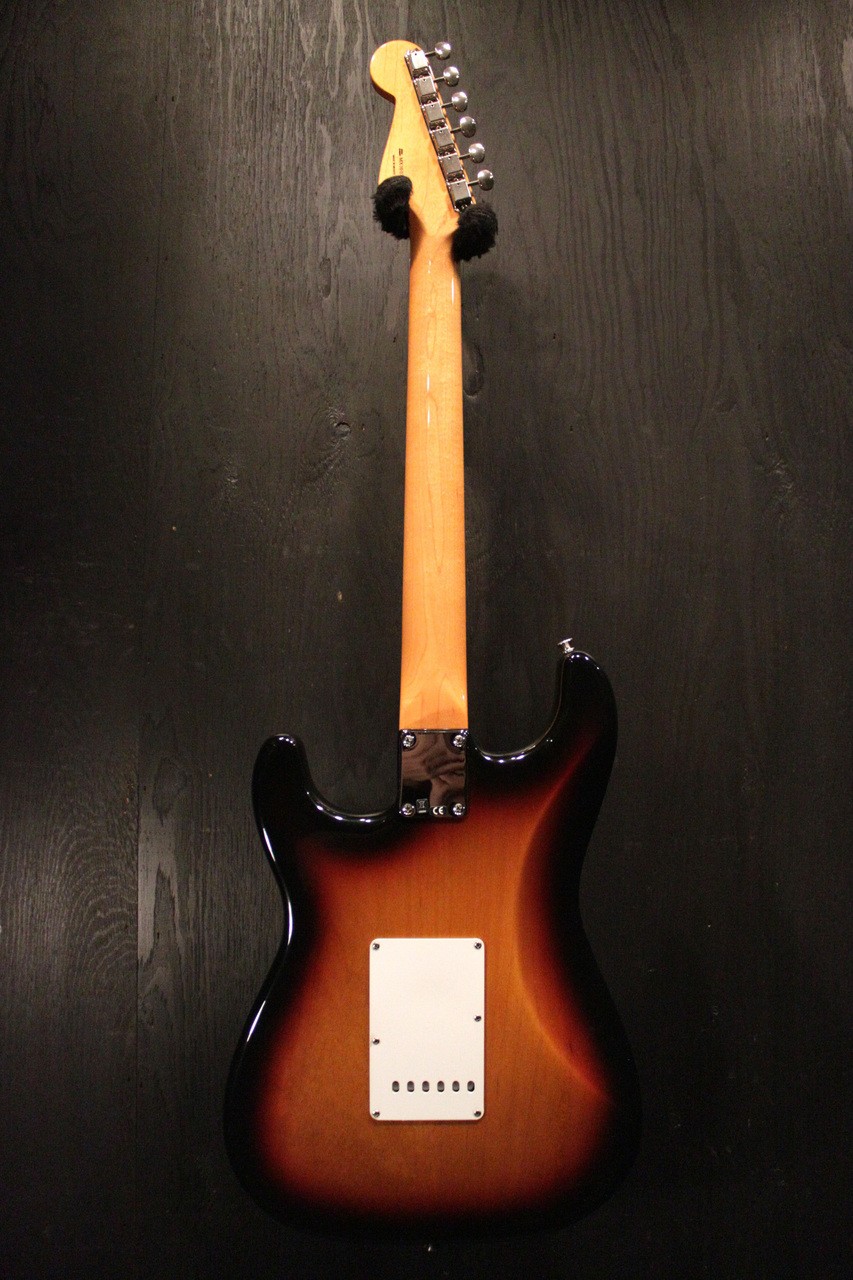 Fender Mexico Classic Series 60s Stratocaster 3TS Sunburst 2010 Used