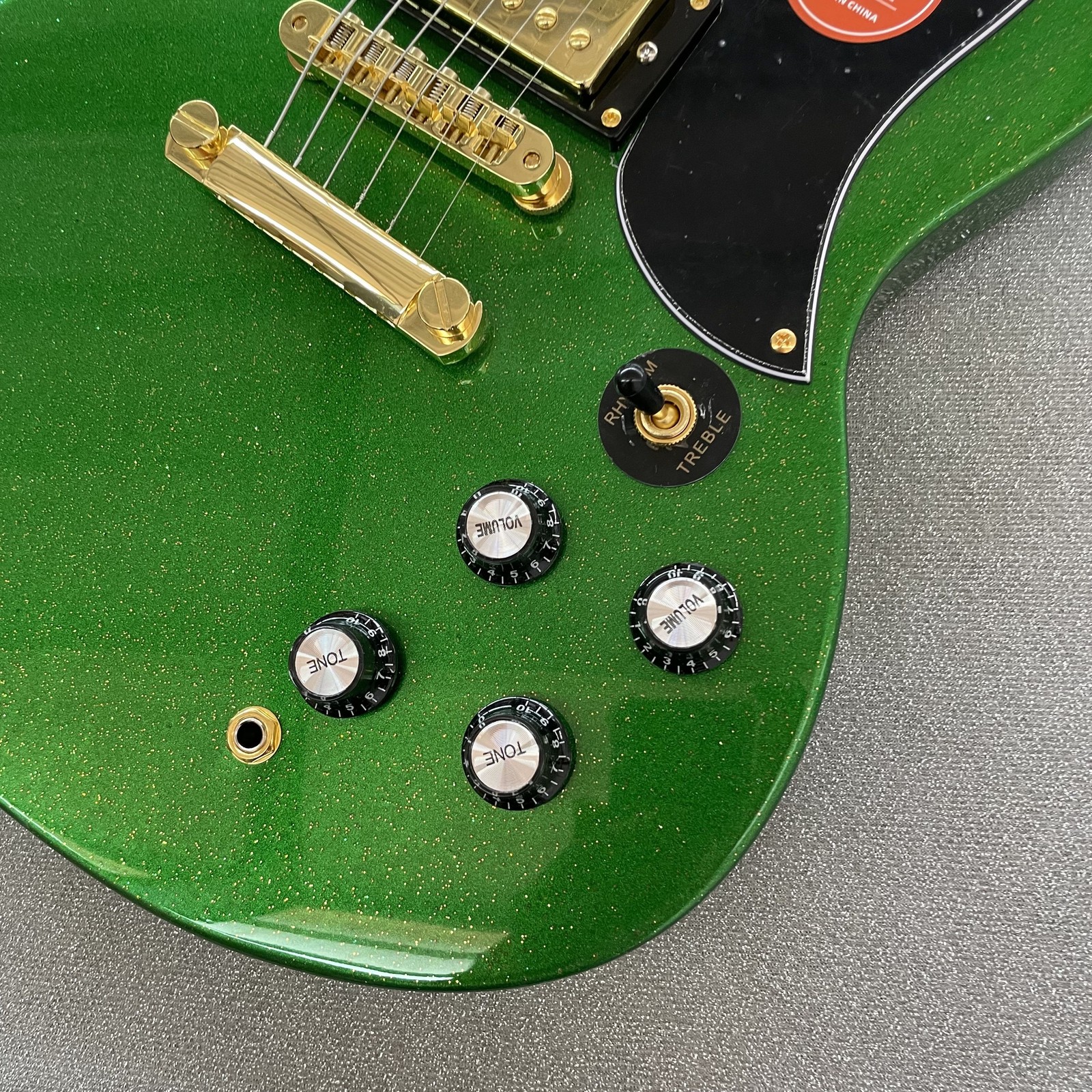 Metallic Green Solid Body Electric Guitar Bone Nut Rounded fret Edge fats ship