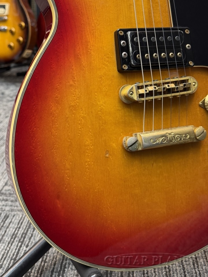 Yamaha SG-1000 RS Red Sunburst Electric Guitar 1989 Light 3.88kg