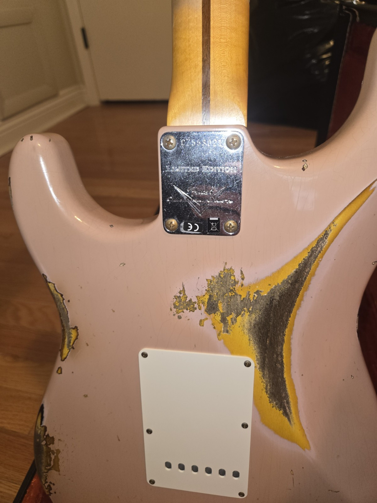 Fender Custom Shop 1956 Stratocaster Heavy Relic – Shell Pink Sunburst Two Tone