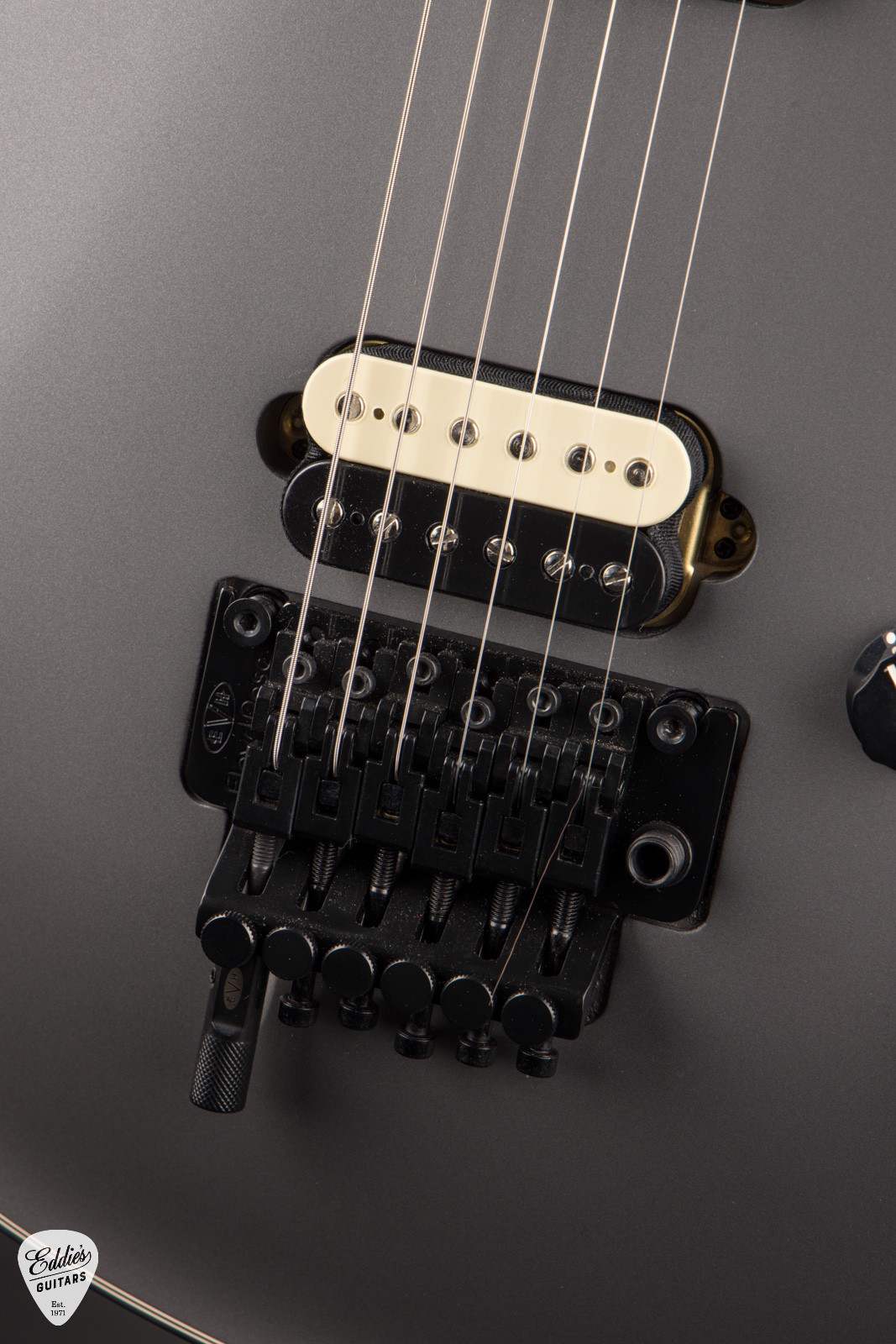 EVH Wolfgang USA – Ebony Fingerboard – Stealth Grey