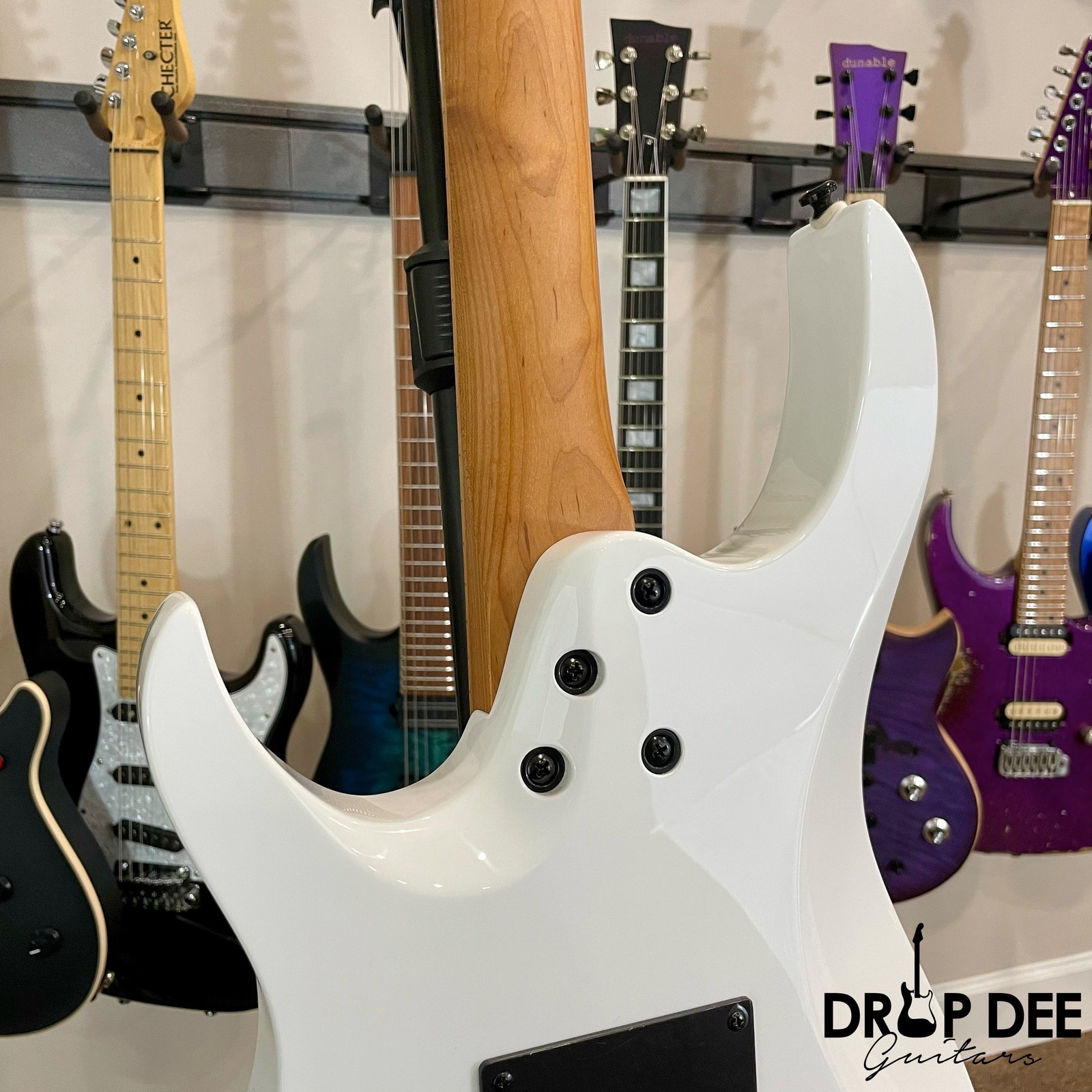 Balaguer Select Series Diablo Retro 27 FR Electric Guitar w/ Bag – Gloss Solid