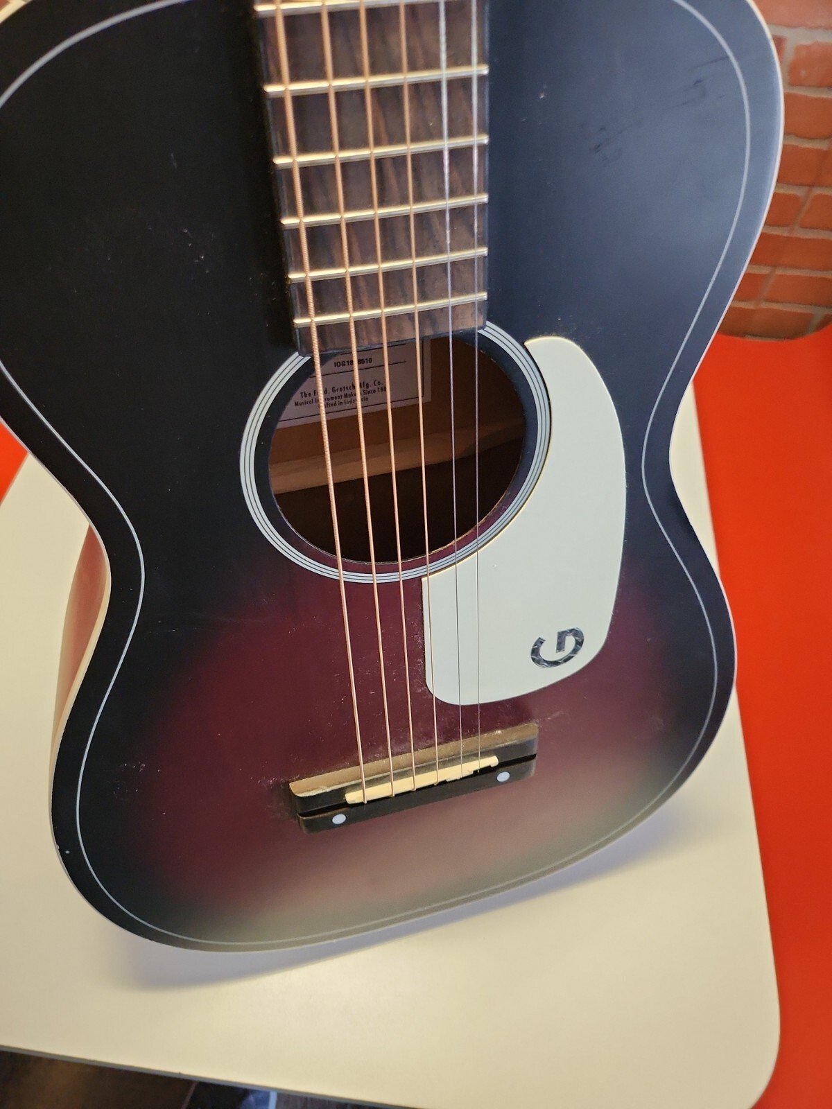 Gretsch G9500 Jim Dandy Flat Top – Vintage Sunburst
