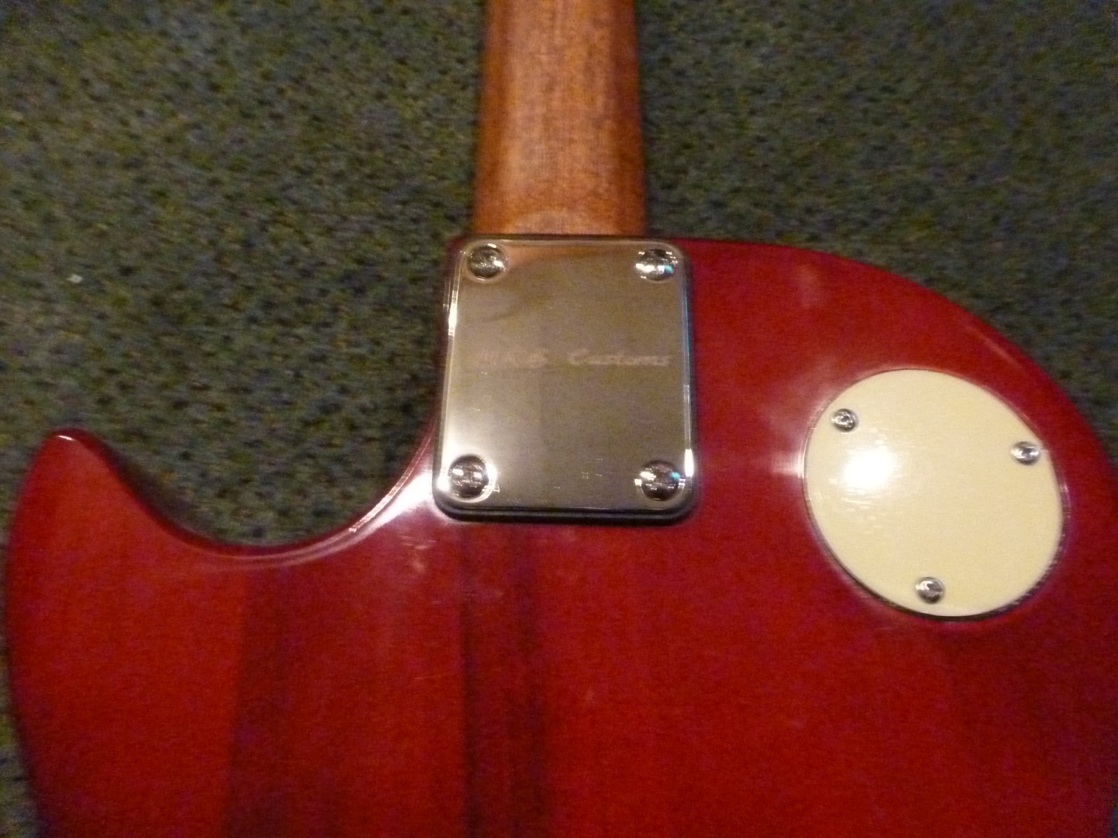 lp style electric guitar. M.R.B. Cutoms .please read !
