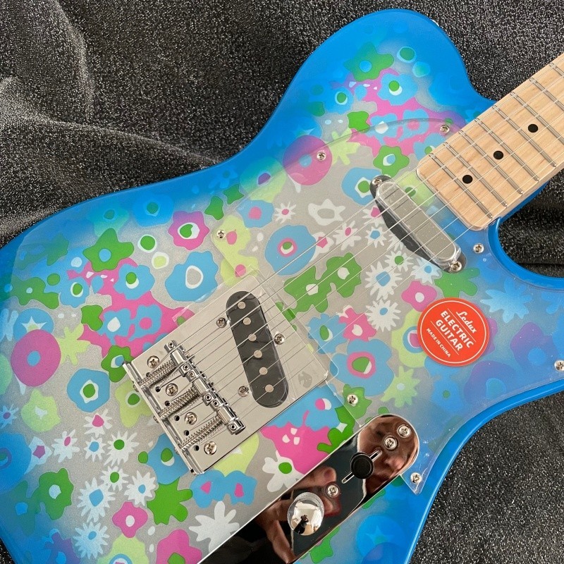 Blue Paisley flower Electric Guitar Basswood Body Maple Fretboard SS Pickup