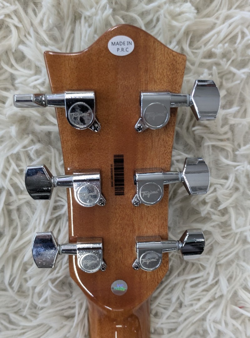 Tagima WS25 EQ DBS Walnut Series Acoustic-Electric Medium Jumbo Cutaway Guitar