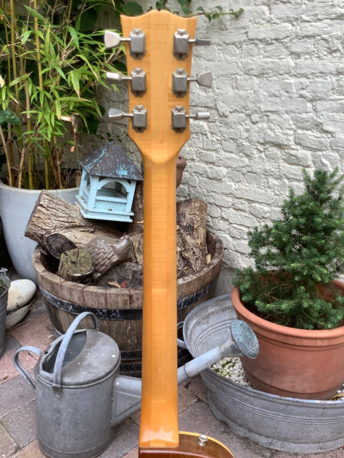 1977 Gibson Les Paul Deluxe Goldtop – Vintage LP, Original, Worn-In Player Grade
