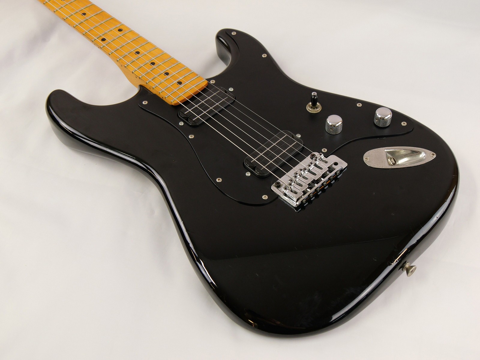 Bill Lawrence BL1 Black Used 1980s Alder Body Maple Neck Black w/Soft Case