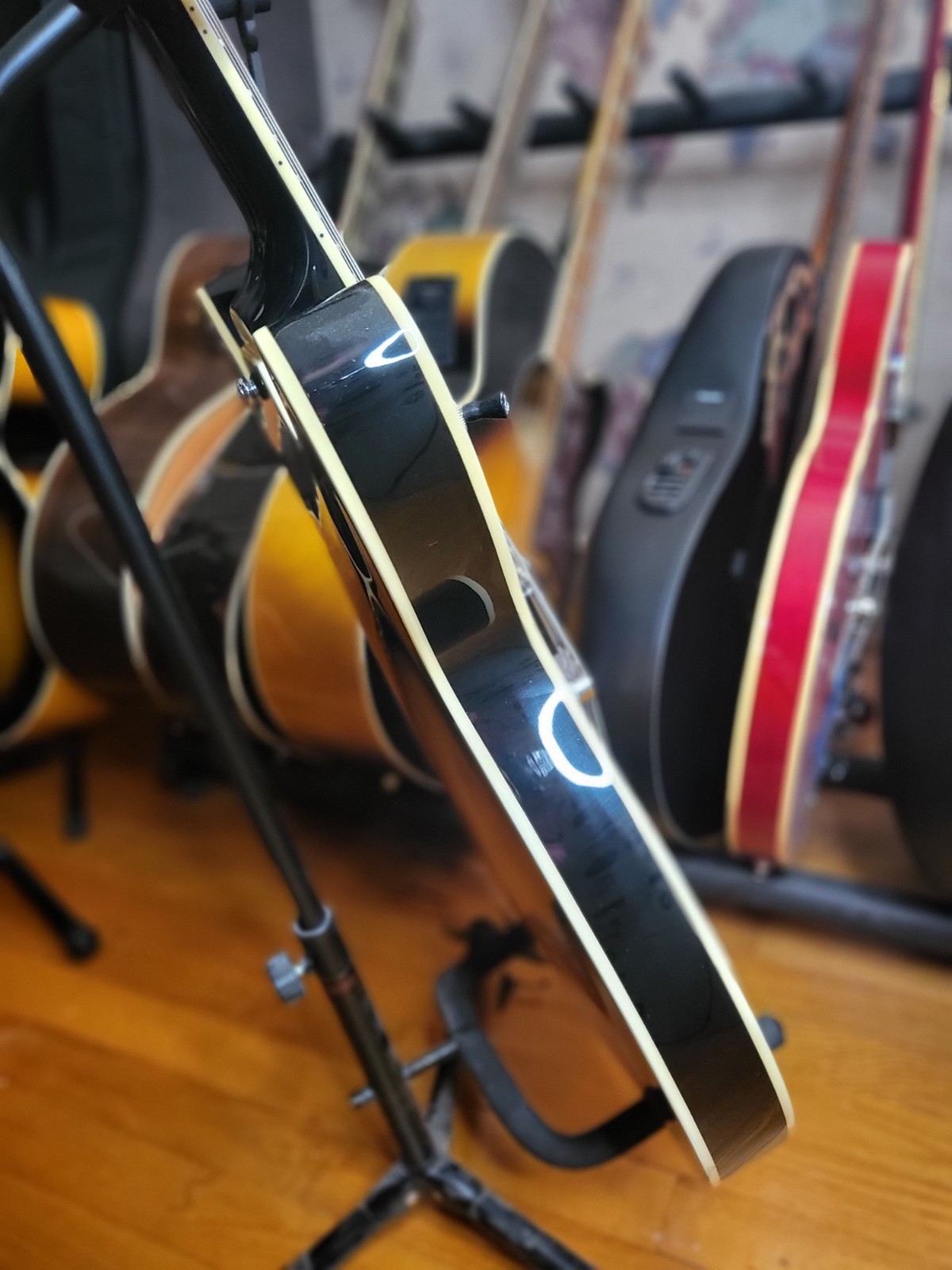 Hagstrom Viking Semi-Hollowbody Electric Guitar Tobacco Sunburst