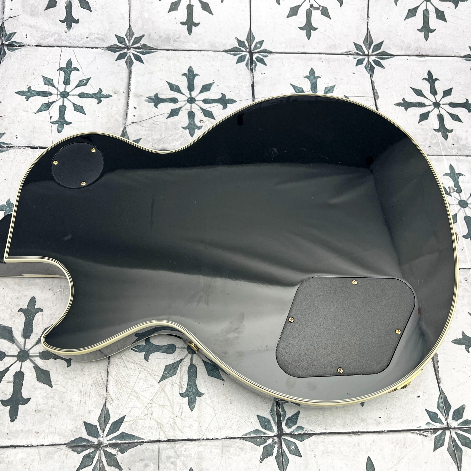 Epiphone “Inspired by Gibson Custom” Les Paul Custom • Ebony • 8.8 lb #0429