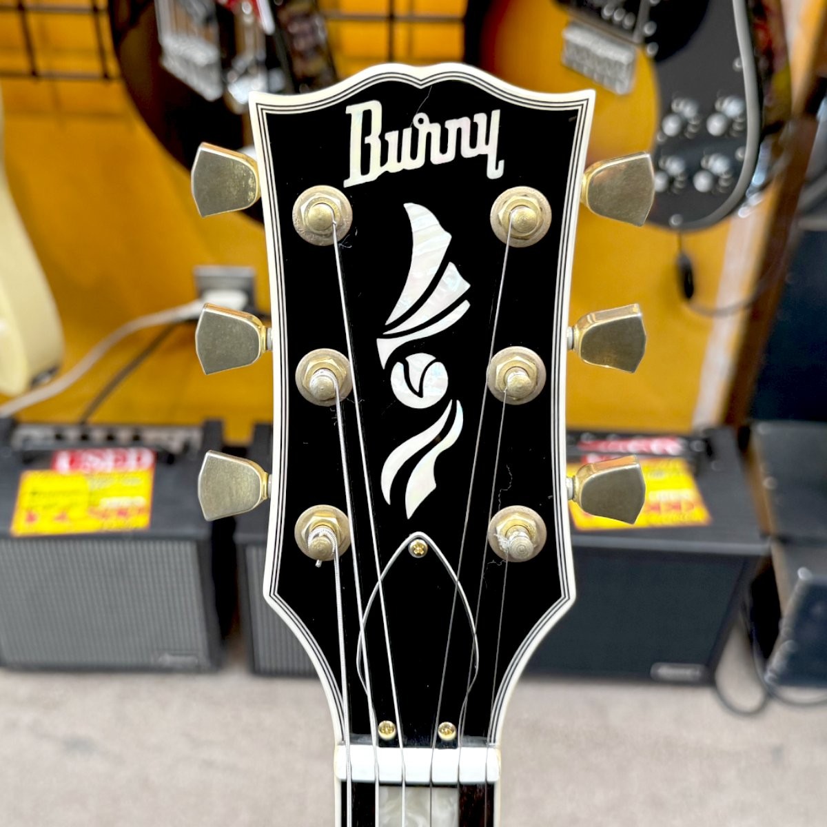 Burny RLC-55 Used WH w/Soft case
