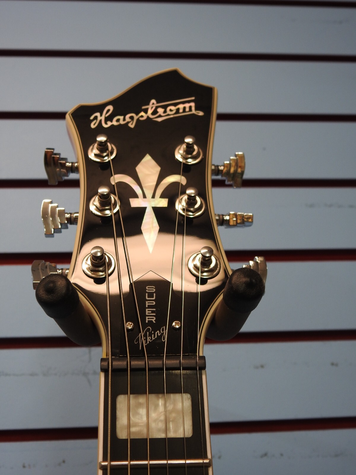 Hagstrom Super Viking