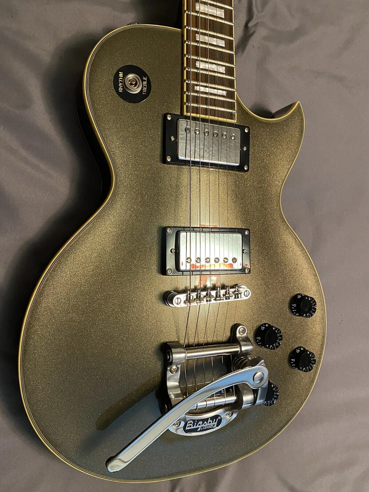 PRESTIGE Heritage Custom Deluxe MC Electric Guitar W/OHSC Made in Vancouver Ca