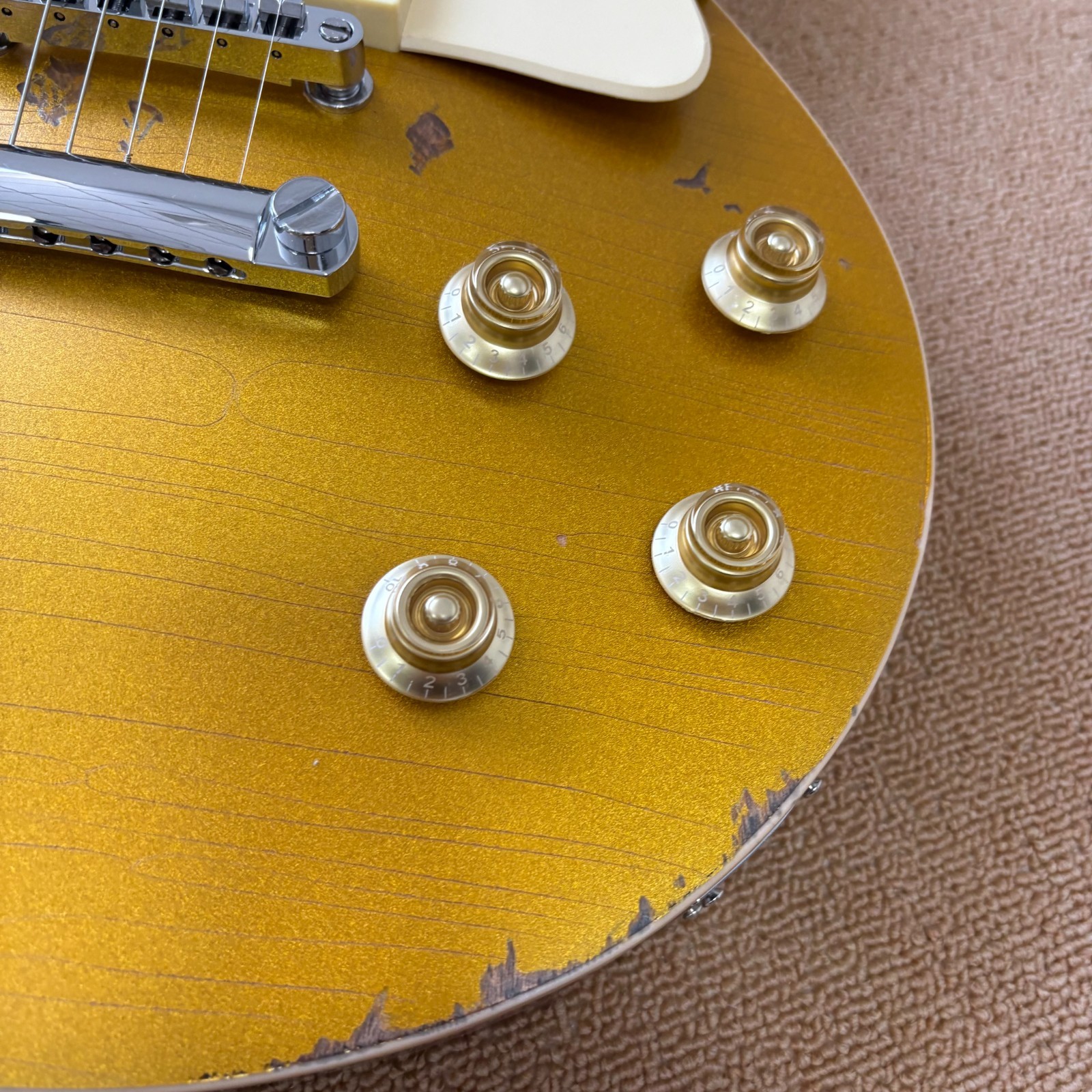 Gold LP Style Electric Guitar Rosewood Fingerboard Cream Pickguard Chrome Part