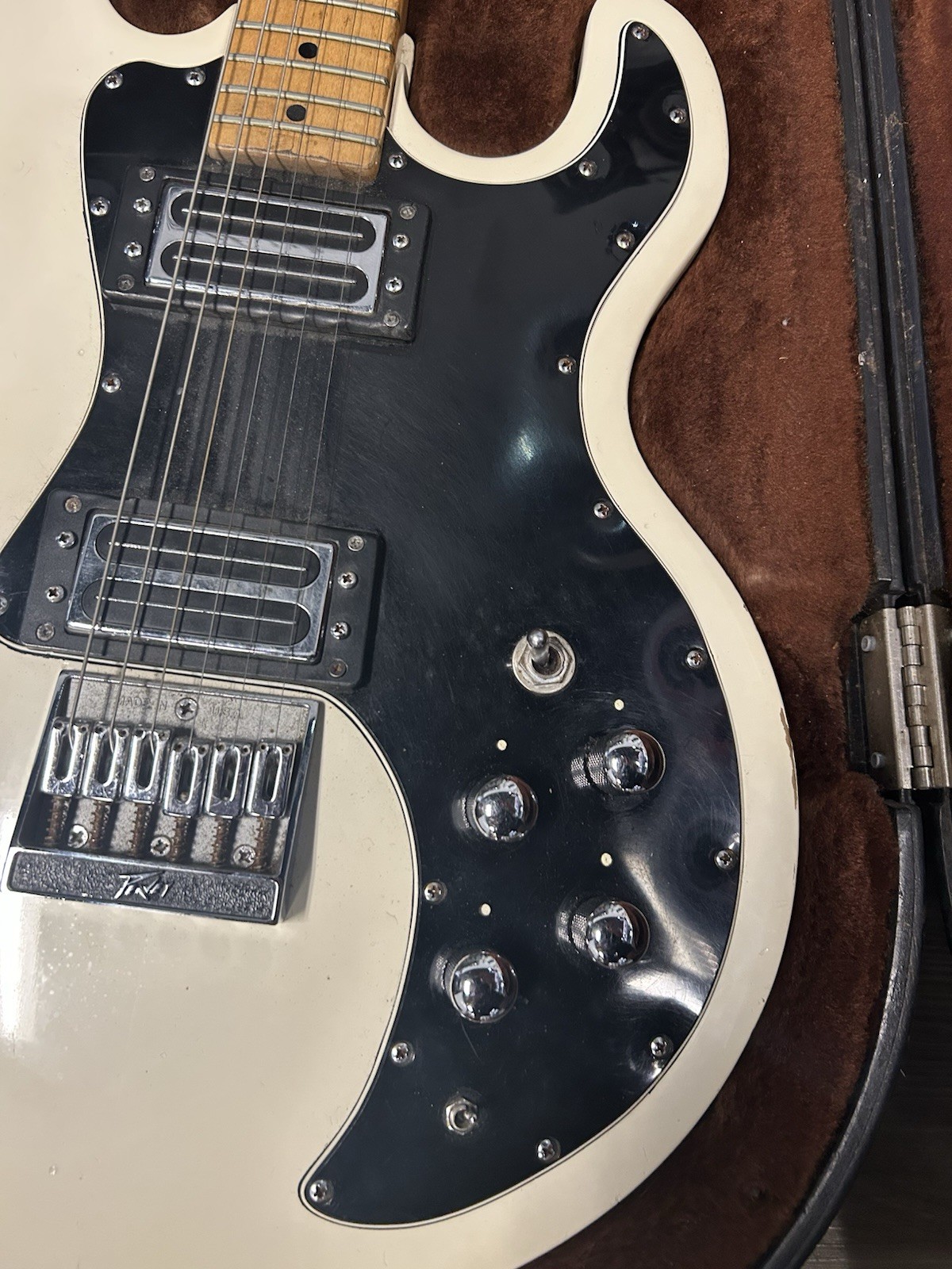 1982 Peavey T60 Electric Guitar – White – USA