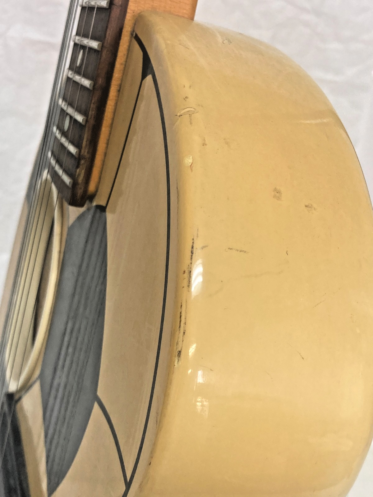 Aria Pro-ⅱ Goal-iii Soccer Ball Electric “Football” Built In Speaker Guitar
