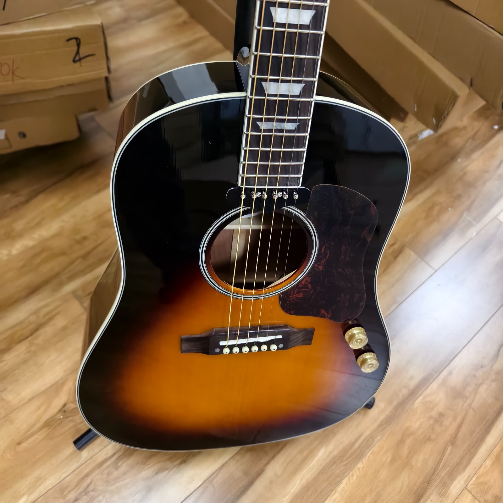Ship US J-160 Original Acoustic-Electric Guitar – Vintage Sunburst Spruce Top