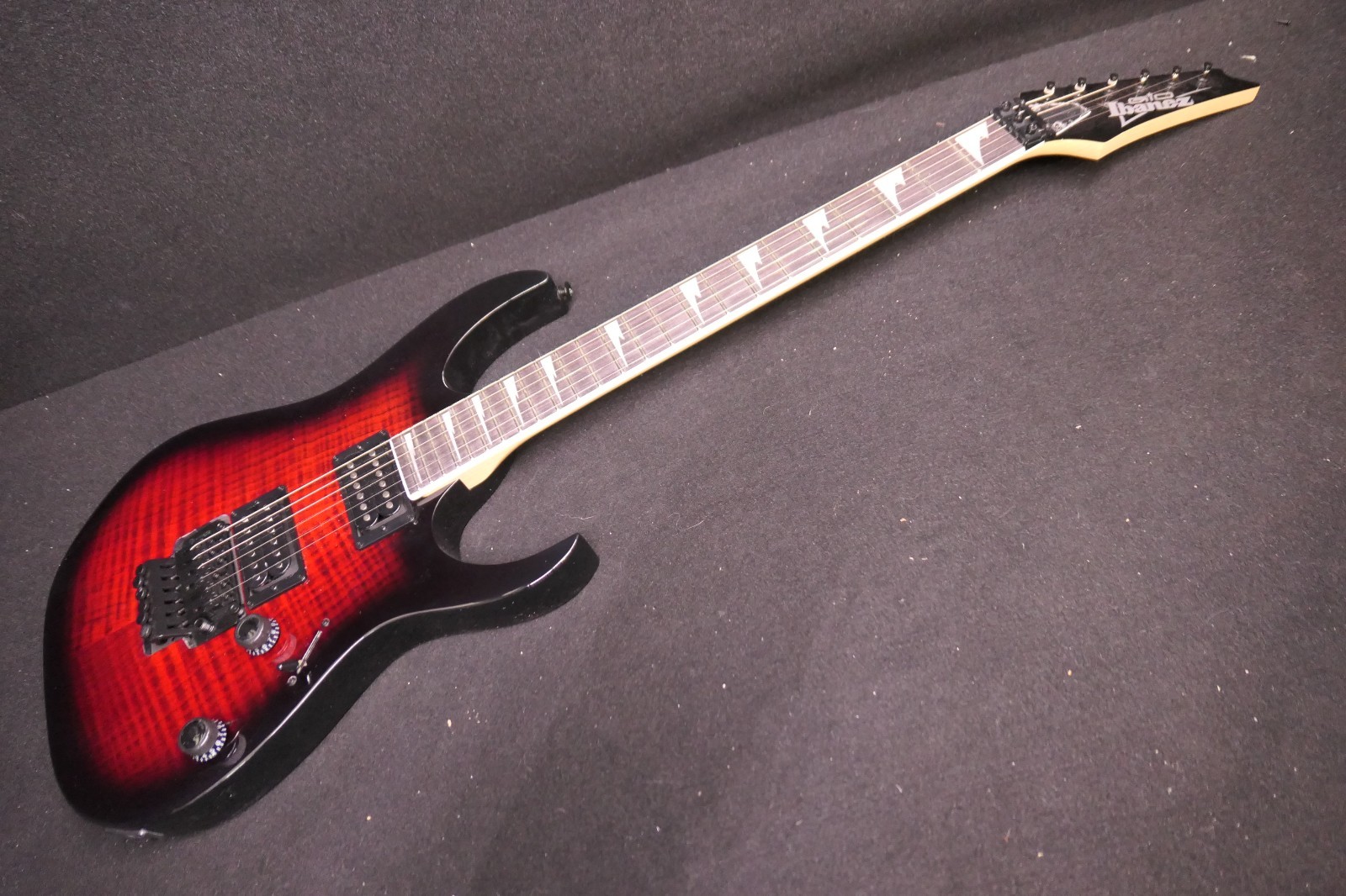 IBANEZ GRG320FA TRB ELECTRIC GUITAR Sharktooth Inlay LOCKING TREMOLO Red Burst