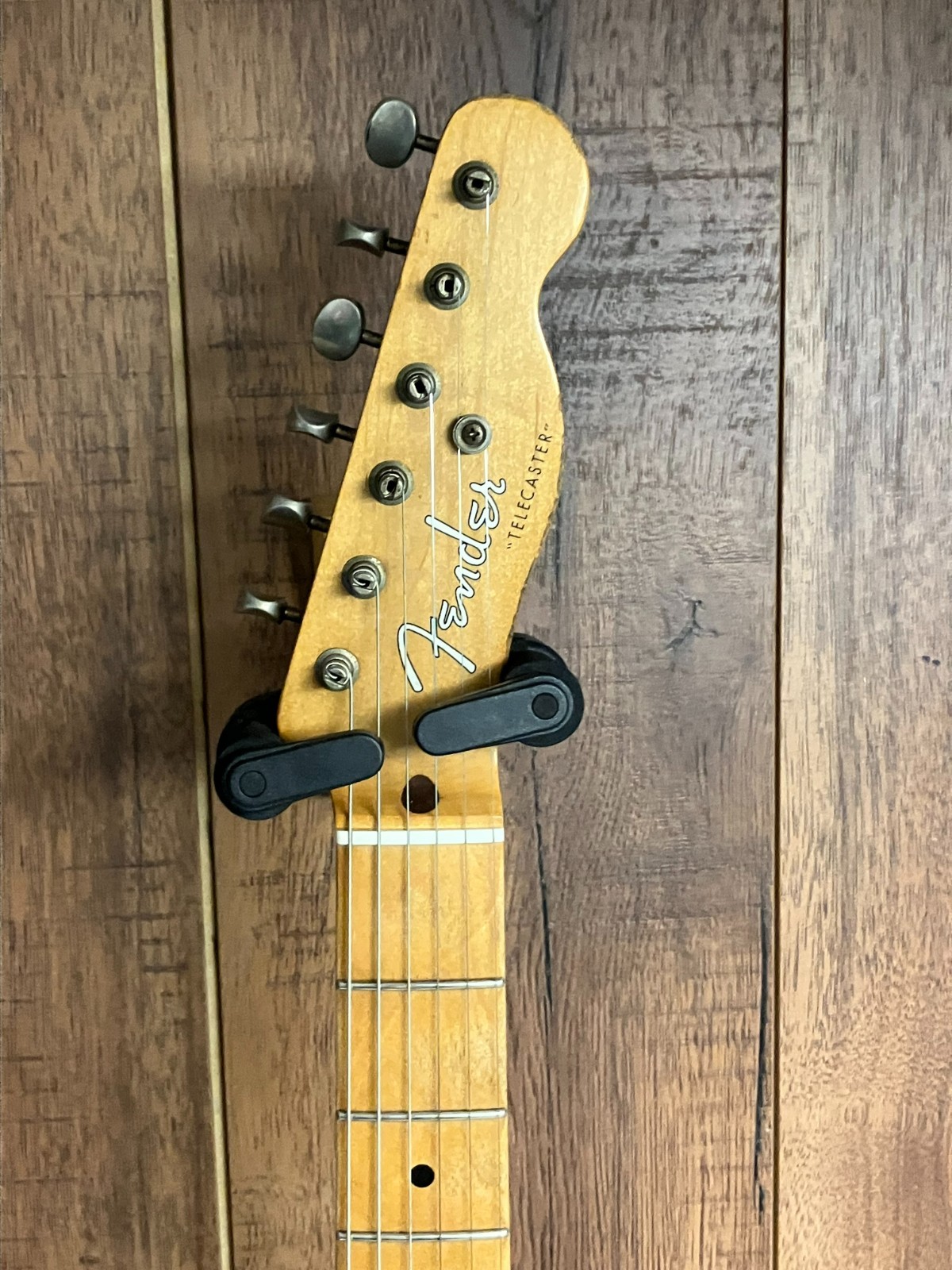 Fender Road Worn Telecaster Roadworn Tele Butterscotch Natural Blackguard 7.9 lb