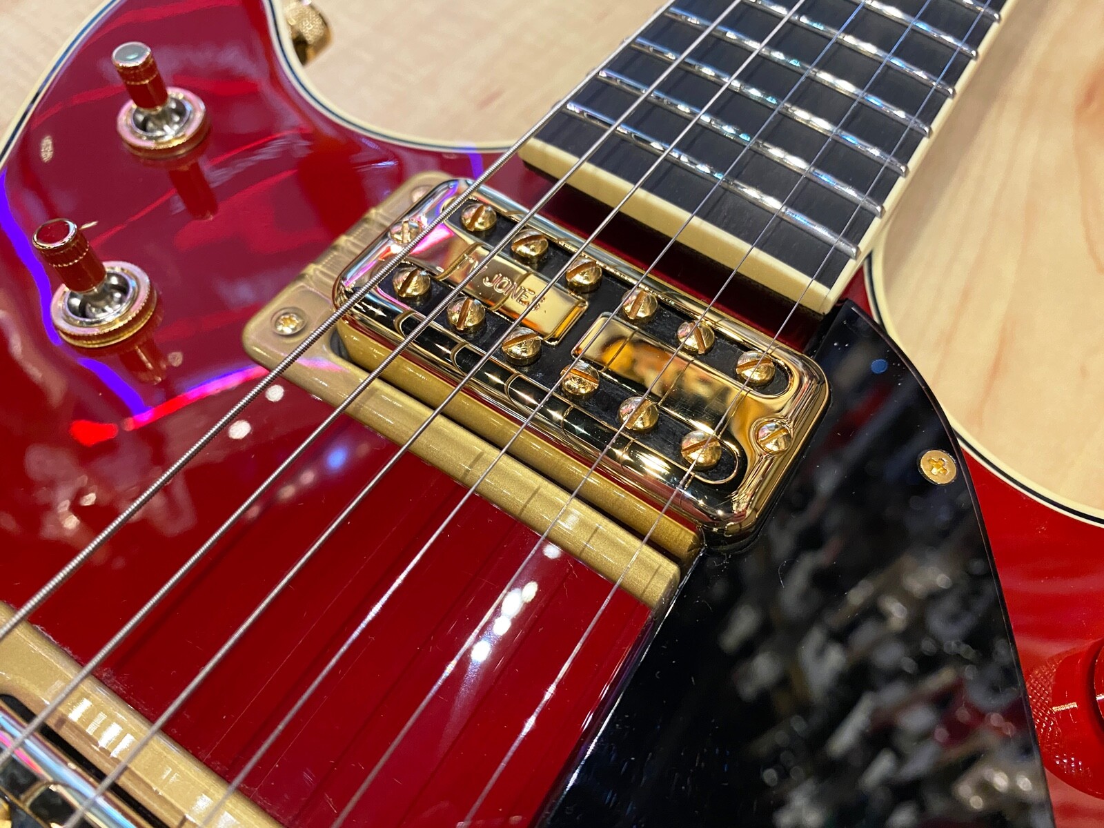 Gretsch G6131T-62 Vintage Select ’62 Jet Firebird with Bigsby (Firebird Red)