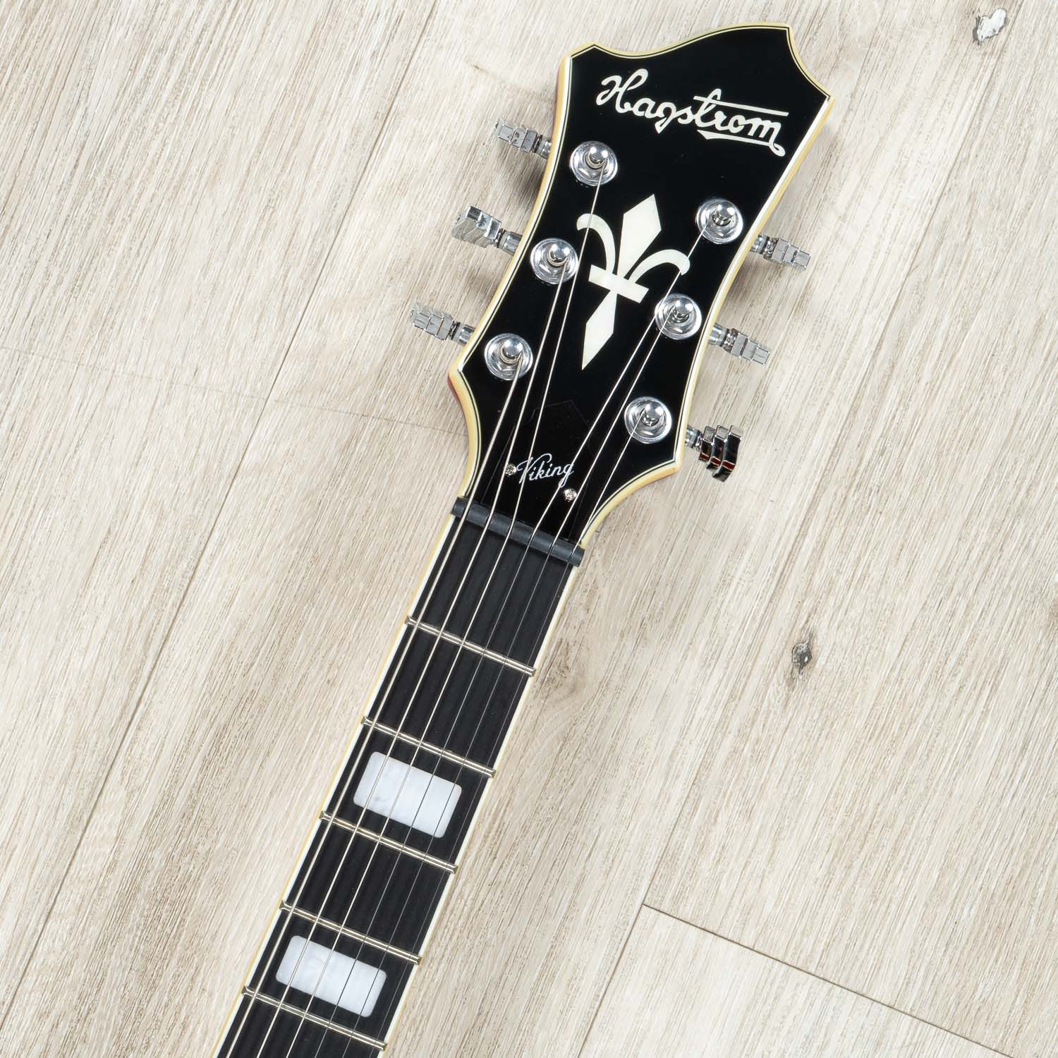 Mint Hagstrom Viking Semi-Hollow Electric Guitar Wild Cherry Trans Finish WCT