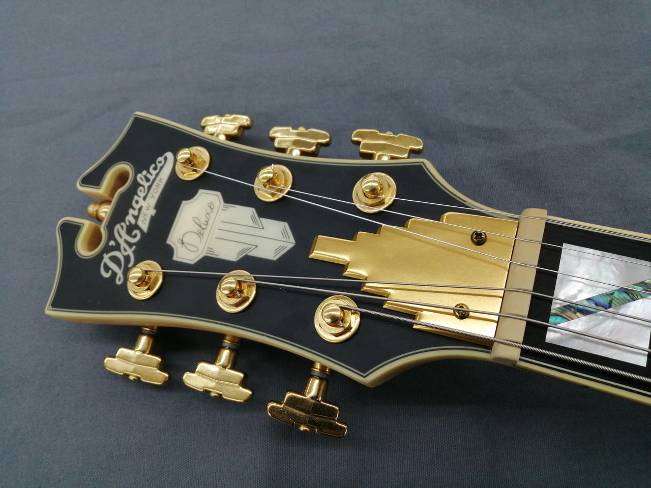 D’ANGELICO Deluxe Atlantic Editio Electric Guitars 969039
