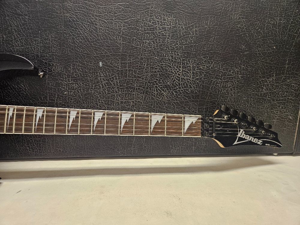 IBANEZ RG 270 DX WITH HARD CASE