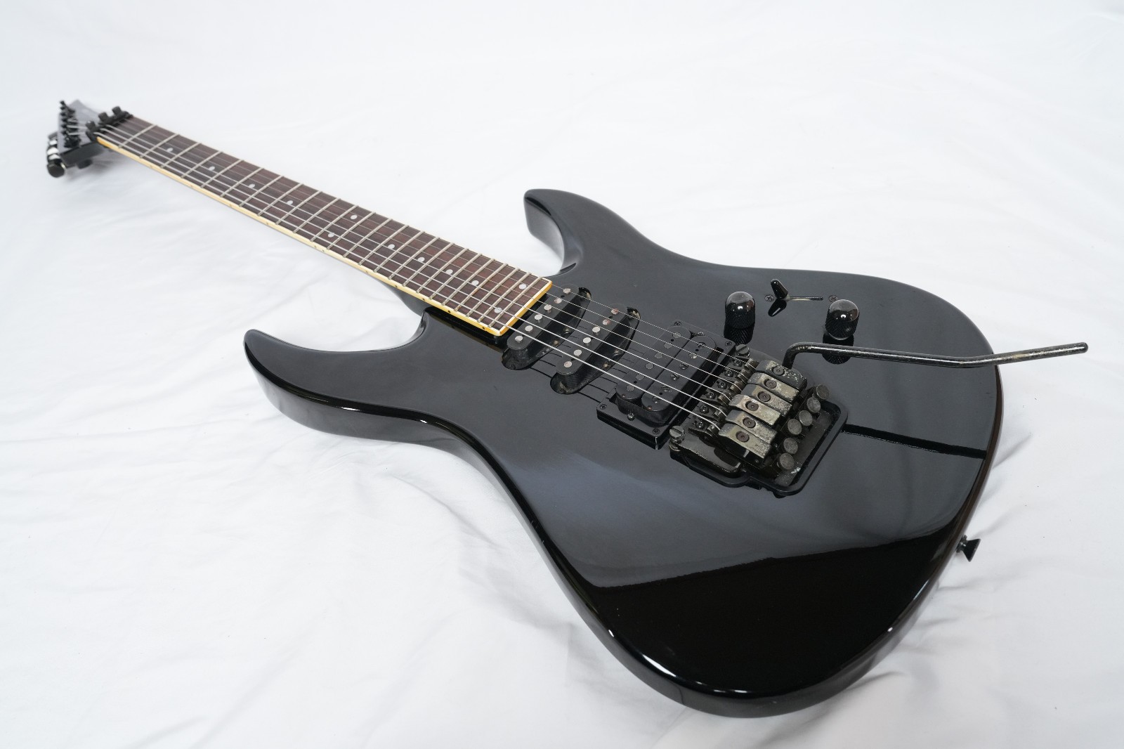 YAMAHA RGX612 BLACK 1980s Japanese-made SSH pickup hard rock guitar