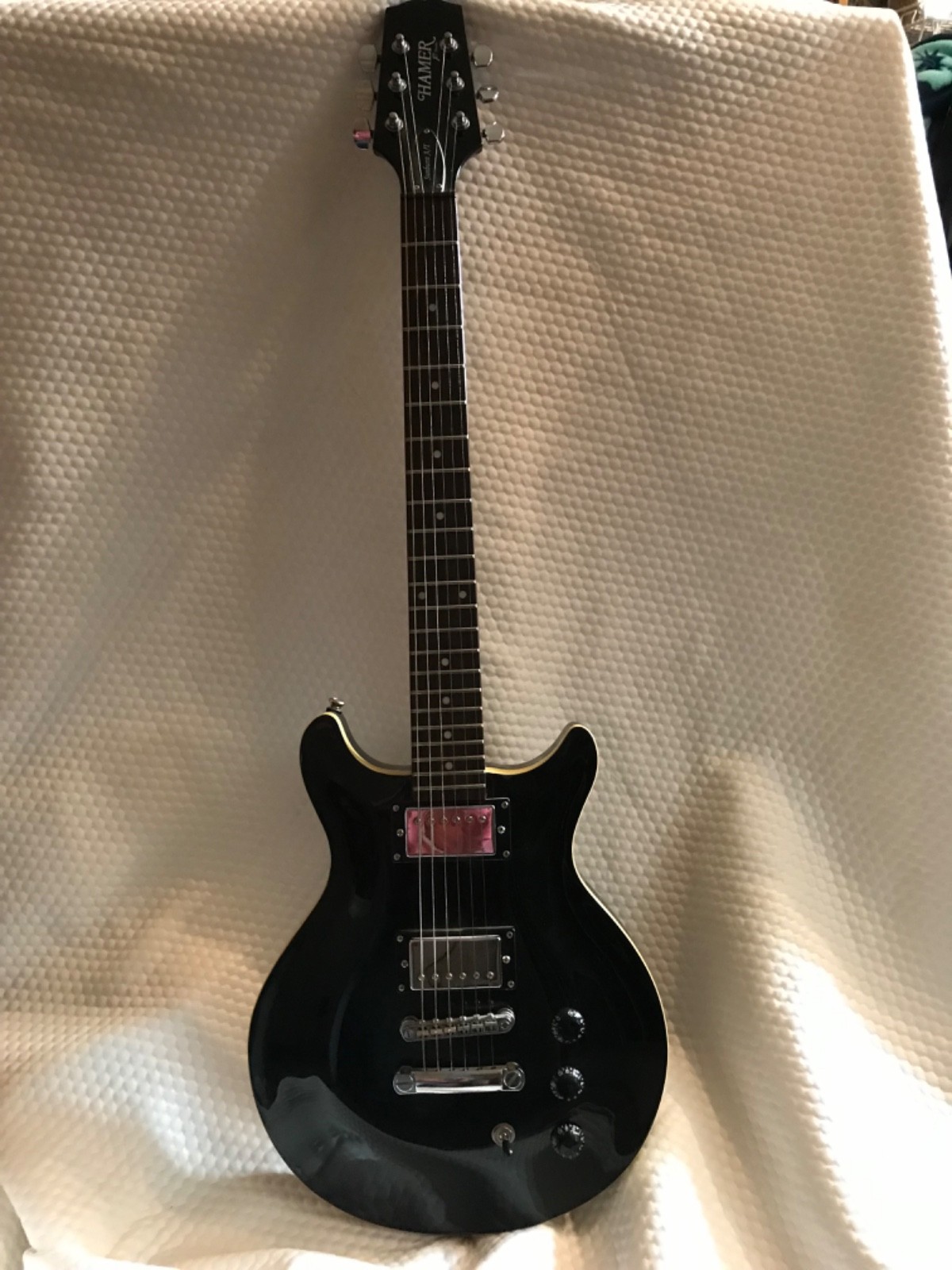 Hamer guitar Sunburst A/T black XT series