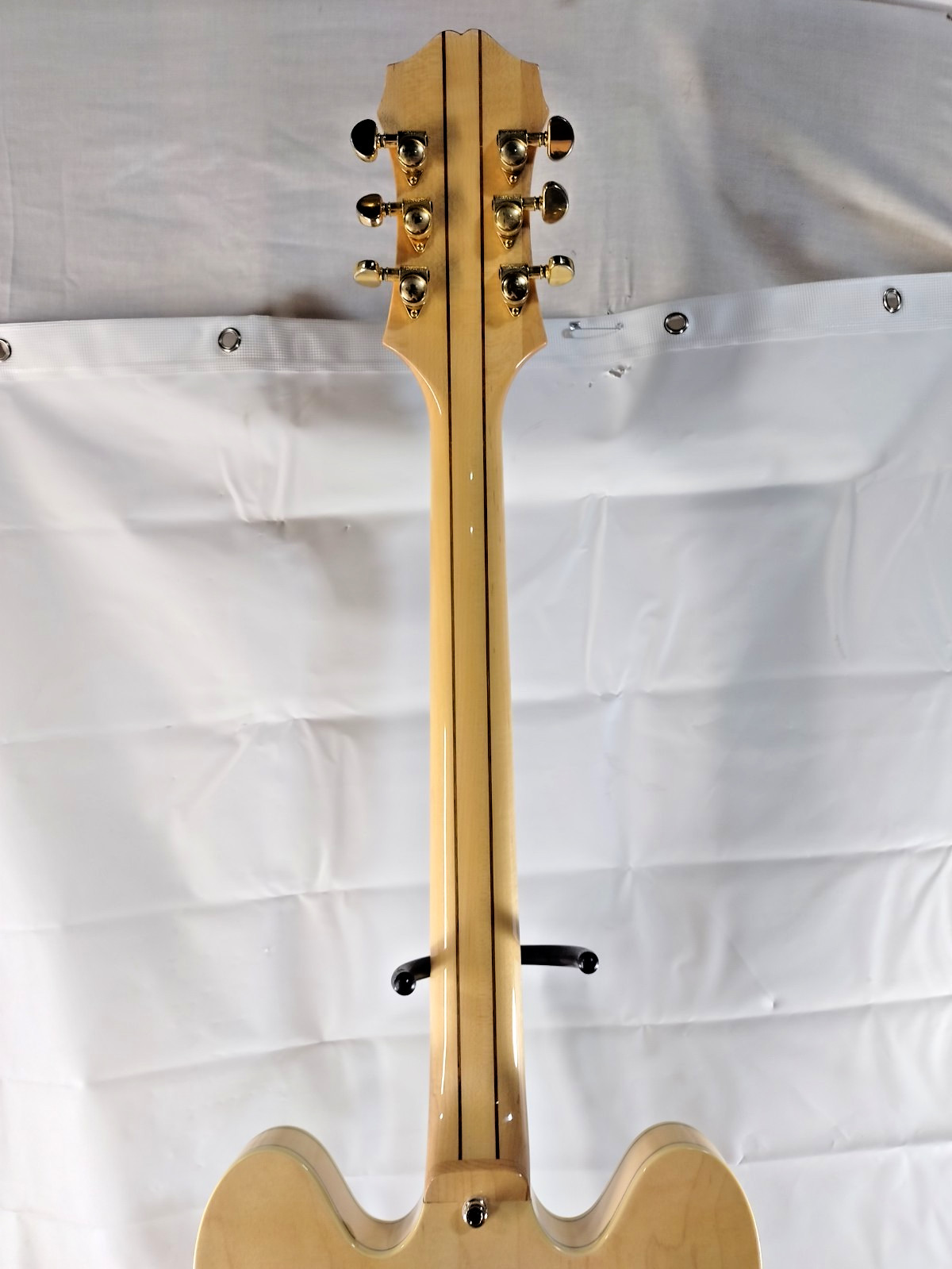 Epiphone Sheraton II NA Semi-Hollow Electric Guitar