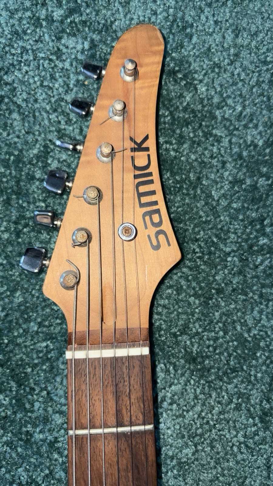 Vintage Samick electric guitar with crate amp and guitar case