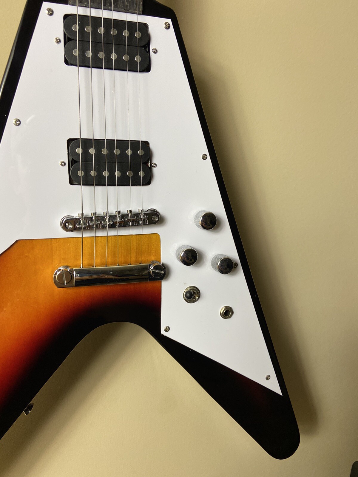 Electric Guitar Vilches Guitars Flying Style Sunburst w/HardCase