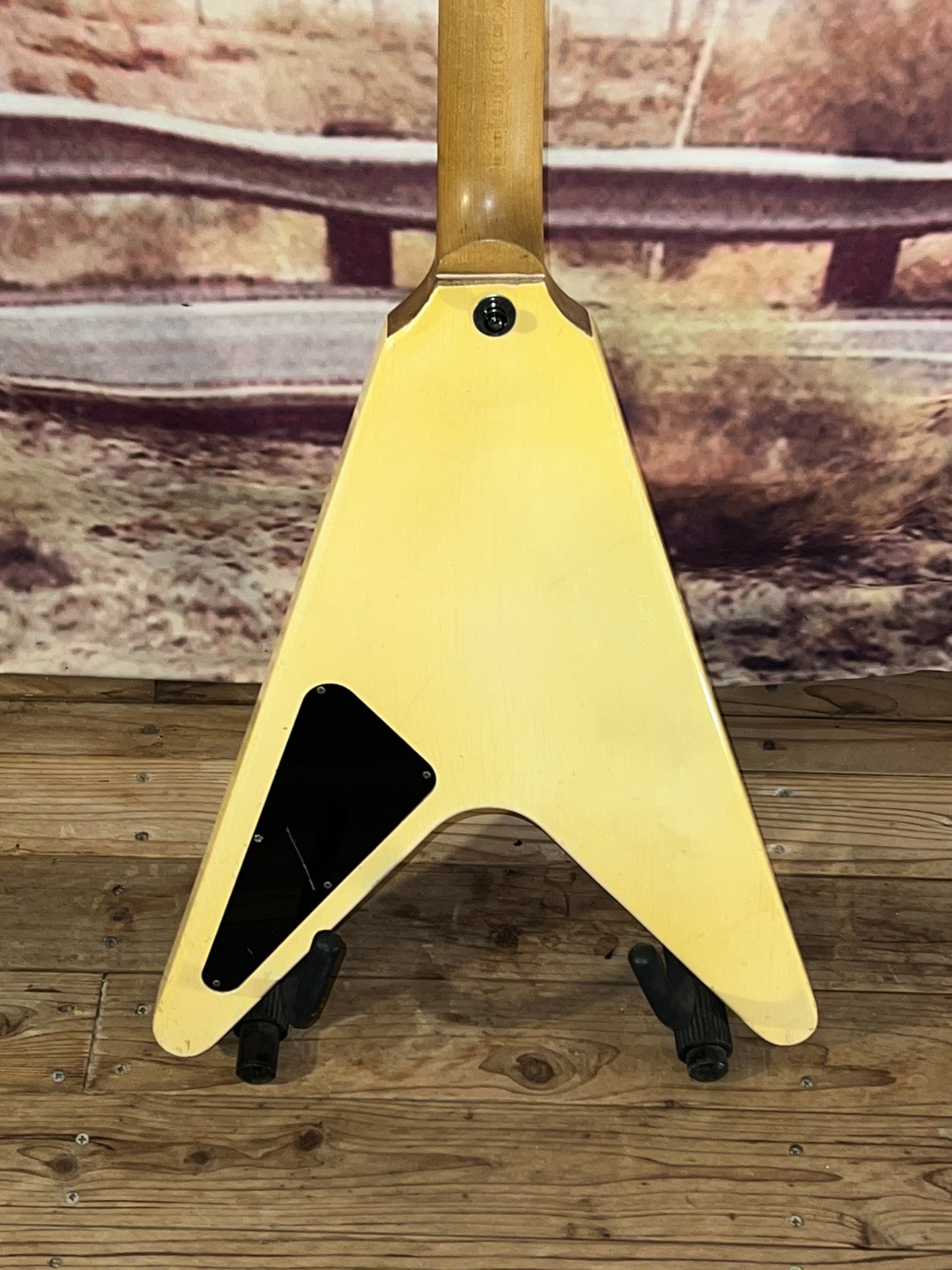 1984 Gibson Flying V Guitar designer with Hard Case