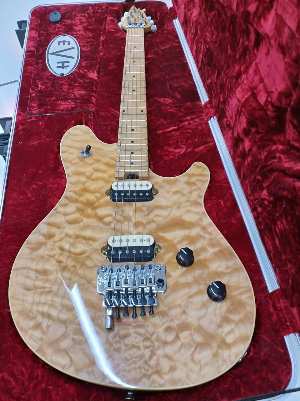 [EVH] WOLFGANG SPECIAL Used Basswood body Maple neck Maple fingerboard Hard case