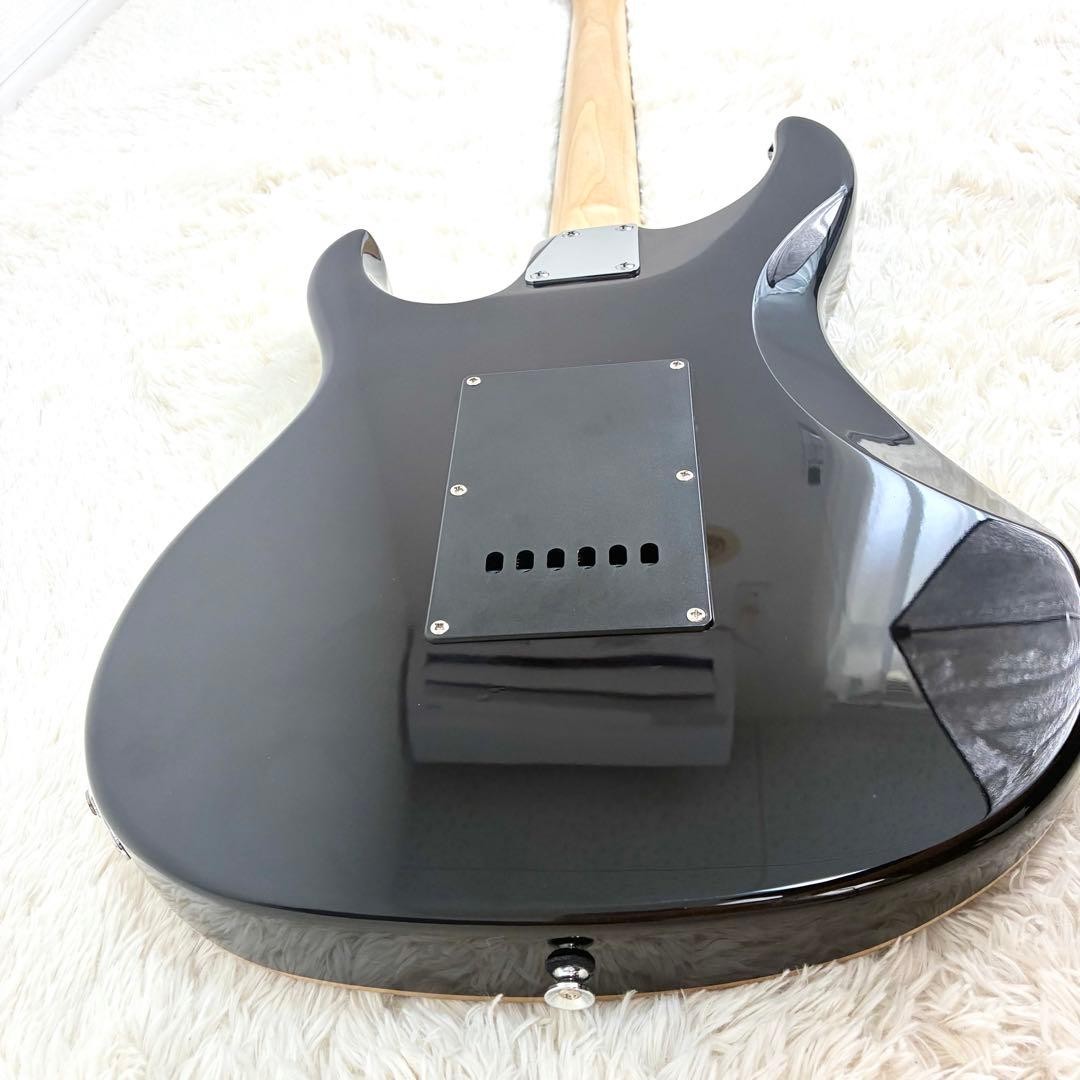 GrassRoots G-Snapper-CTM Electric Guitar See Thru Black Quilted Maple Veneer