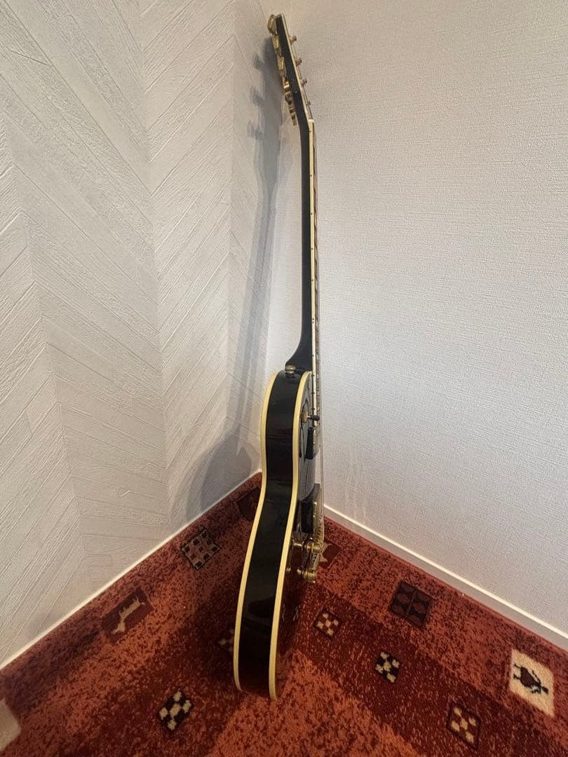 Epiphone Les Paul Custom Electric Guitar Black, Gold Parts, Block Inlay