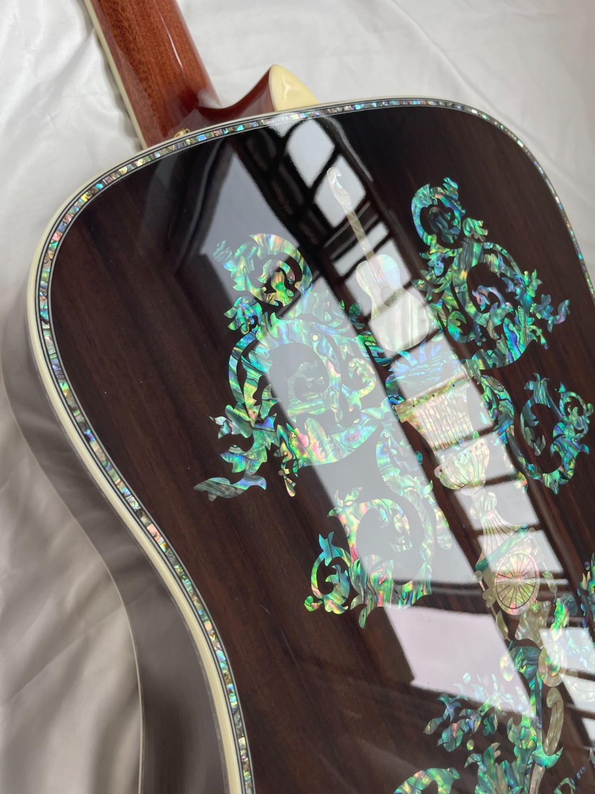 Deluxe Edition D-type Acoustic Guitar Abalone Inlay Solid Spruce Ebony Fretboard