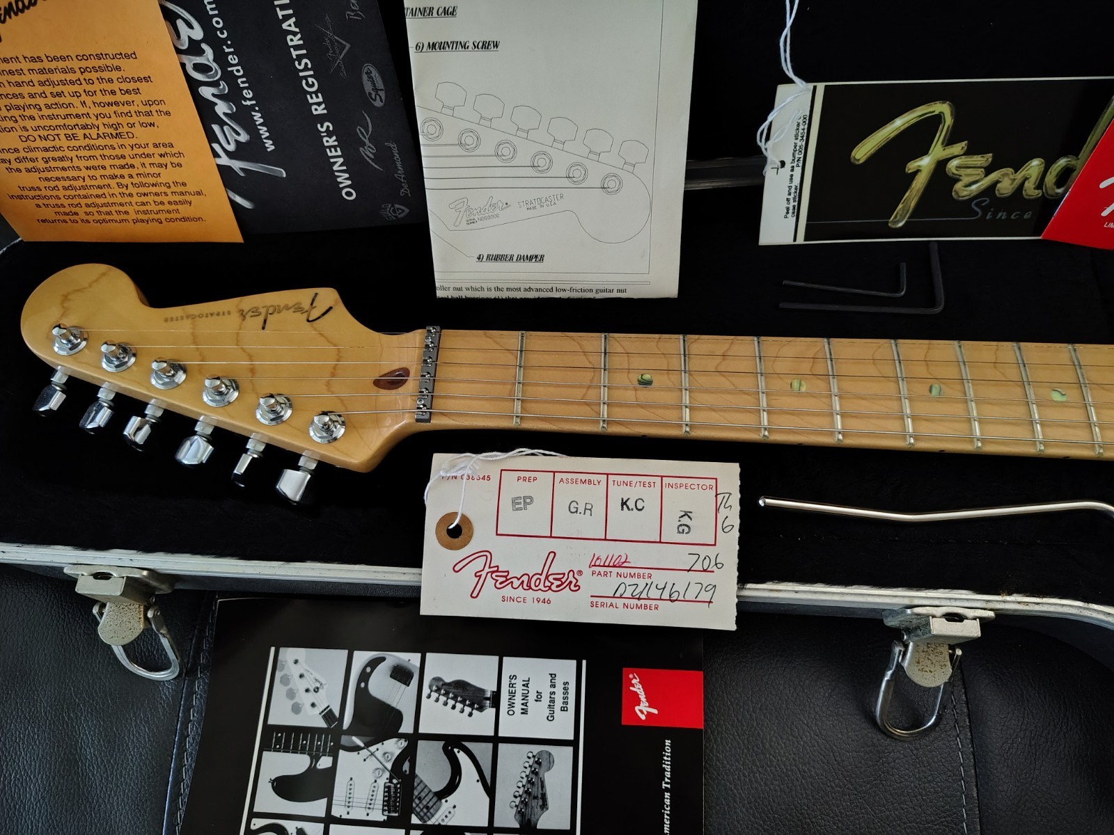 2002 Fender American Deluxe Stratocaster Black Fat Strat *UNPLAYED*