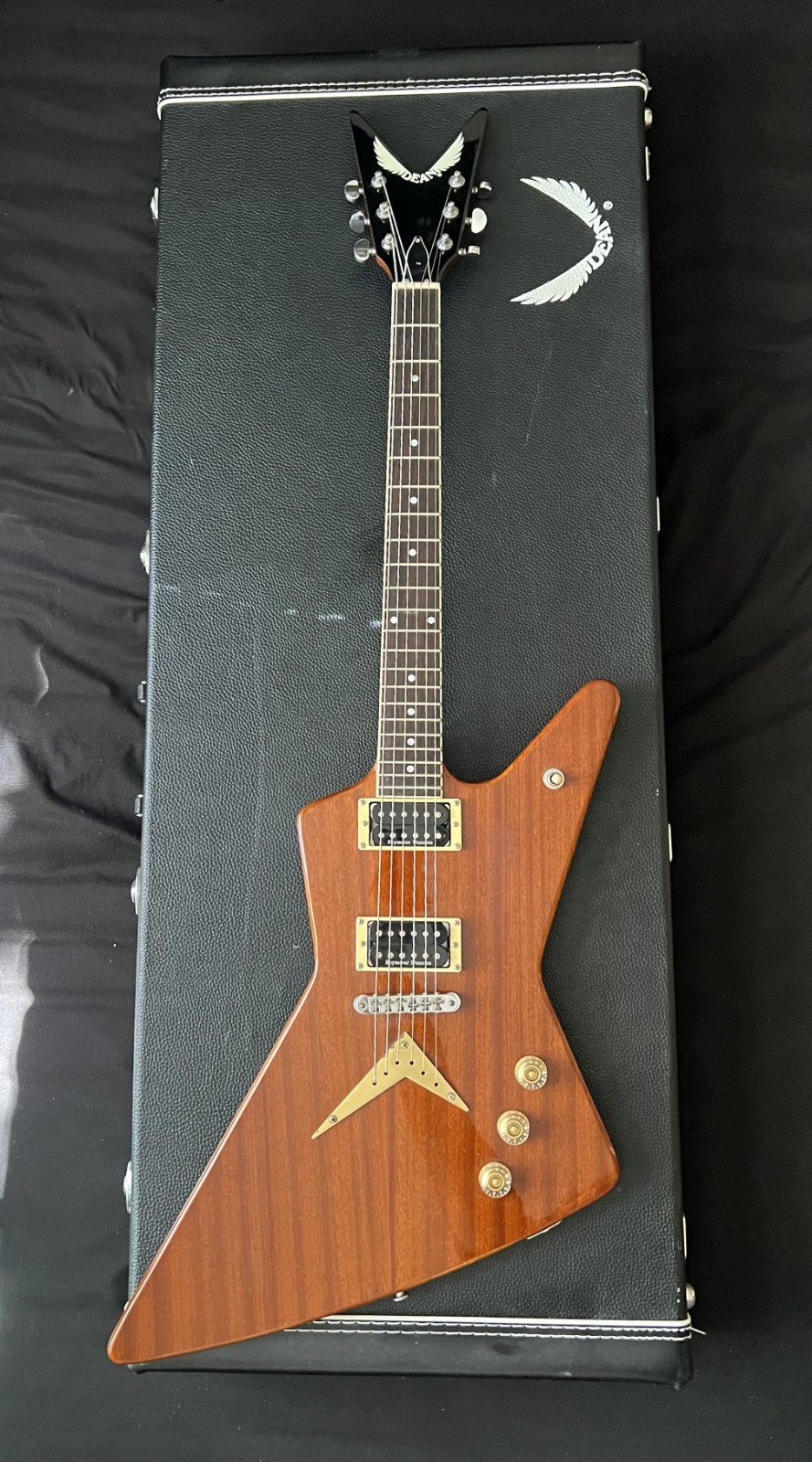 Dean Z Chicago Standard Electric Guitar – Hard Case Included
